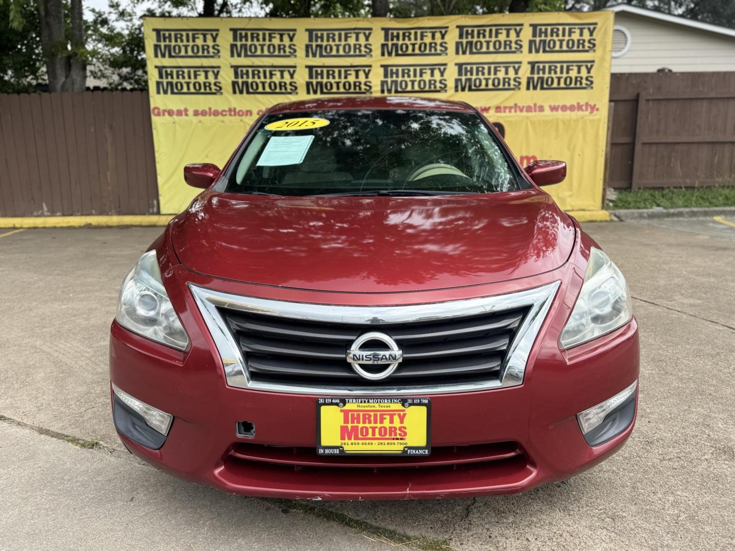 2015 Red /Tan Nissan Altima 2.5 S (1N4AL3AP4FN) with an 2.5L L4 DOHC 16V engine, Continuously Variable Transmission transmission, located at 16710 Clay Rd., Houston, TX, 77084, (281) 859-7900, 29.834864, -95.656166 - Photo#0