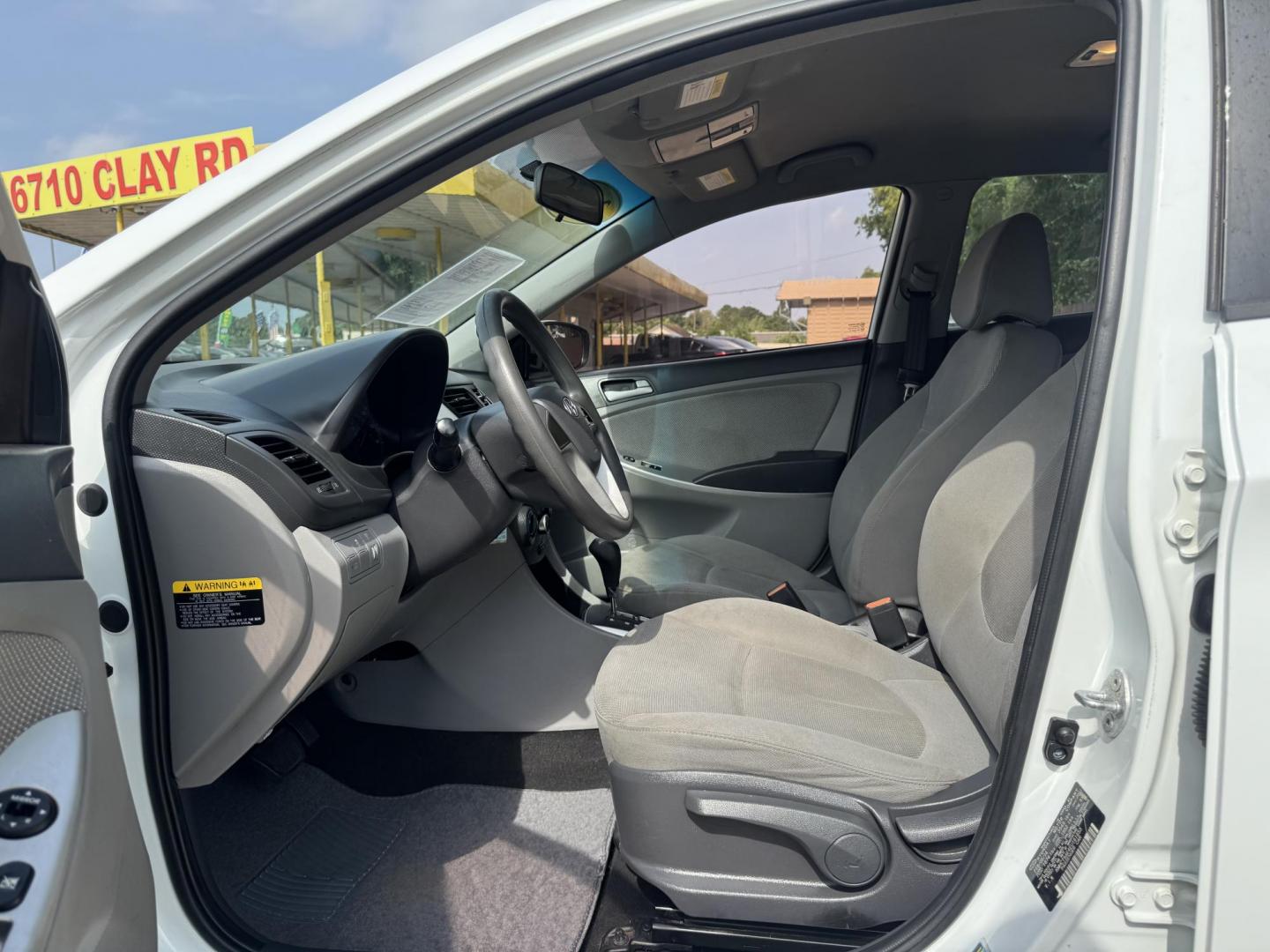 2014 White /Silver Hyundai Accent GS 5-Door (KMHCT5AE4EU) with an 1.6L L4 DOHC 16V engine, located at 16710 Clay Rd., Houston, TX, 77084, (281) 859-7900, 29.834864, -95.656166 - Photo#7