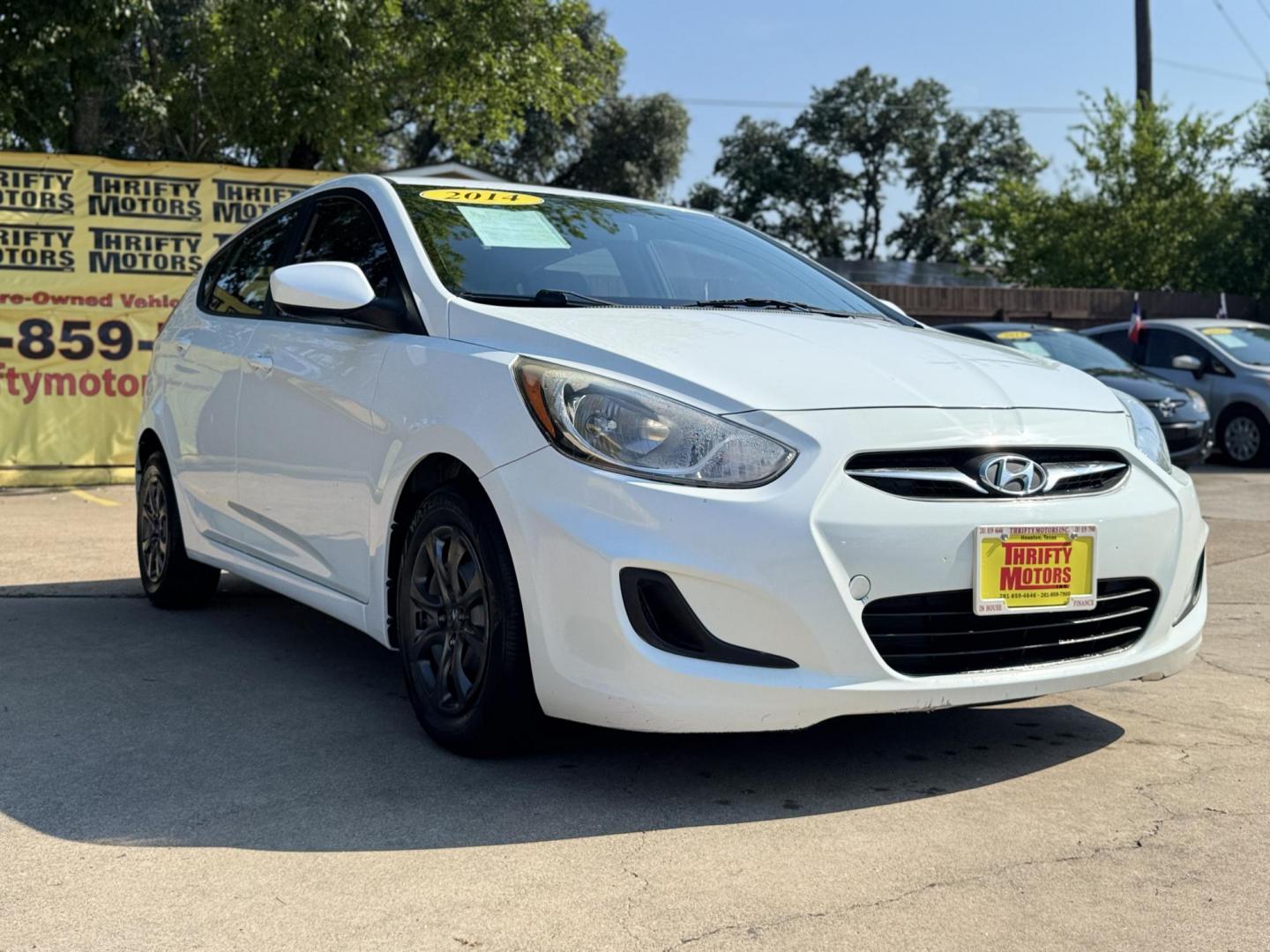 2014 White /Silver Hyundai Accent GS 5-Door (KMHCT5AE4EU) with an 1.6L L4 DOHC 16V engine, located at 16710 Clay Rd., Houston, TX, 77084, (281) 859-7900, 29.834864, -95.656166 - Photo#35