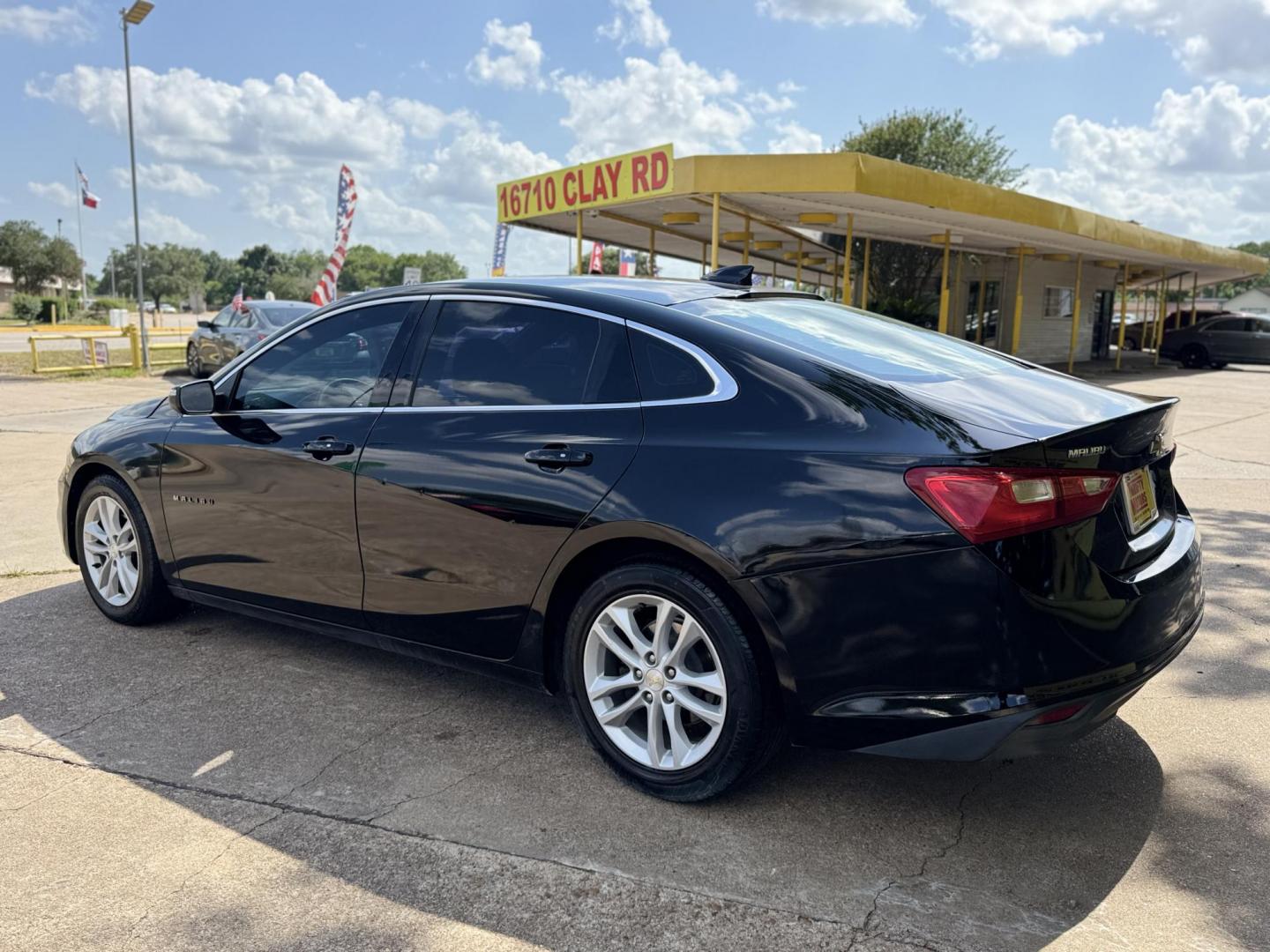 2017 Black /Black Chevrolet Malibu 1LT (1G1ZE5ST9HF) with an 1.5L L4 DOHC 16V engine, 6A transmission, located at 16710 Clay Rd., Houston, TX, 77084, (281) 859-7900, 29.834864, -95.656166 - Photo#8