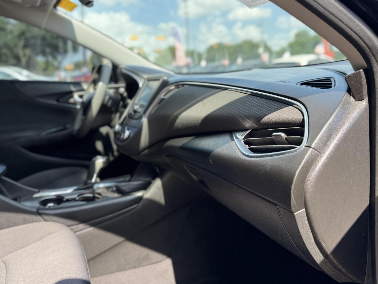 2017 Black /Black Chevrolet Malibu 1LT (1G1ZE5ST9HF) with an 1.5L L4 DOHC 16V engine, 6A transmission, located at 16710 Clay Rd., Houston, TX, 77084, (281) 859-7900, 29.834864, -95.656166 - Photo#18