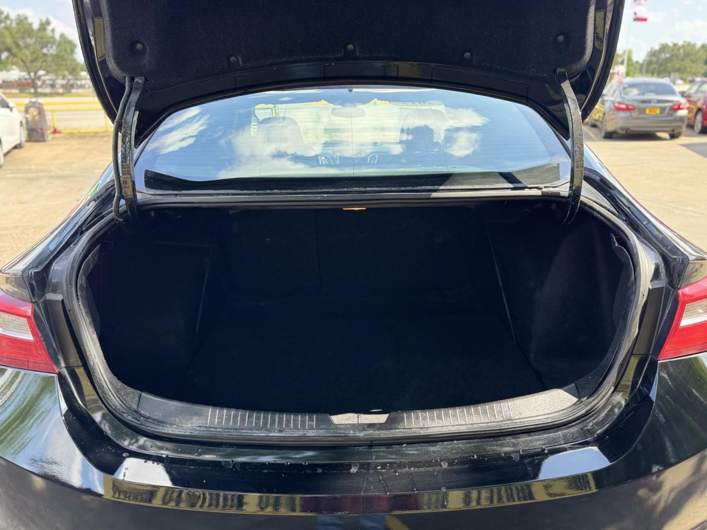 2017 Black /Black Chevrolet Malibu 1LT (1G1ZE5ST9HF) with an 1.5L L4 DOHC 16V engine, 6A transmission, located at 16710 Clay Rd., Houston, TX, 77084, (281) 859-7900, 29.834864, -95.656166 - Photo#19