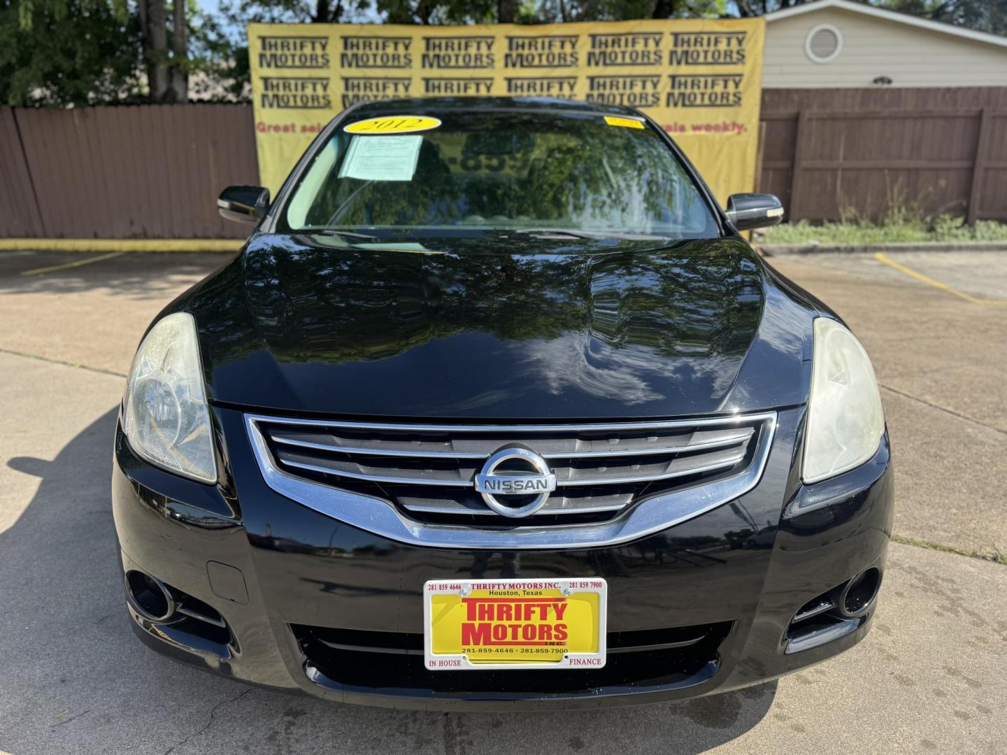 2012 Black /Black Nissan Altima 3.5 SR (1N4BL2AP5CN) with an 3.5L V6 DOHC 24V engine, Continuously Variable Transmission transmission, located at 16710 Clay Rd., Houston, TX, 77084, (281) 859-7900, 29.834864, -95.656166 - Photo#0