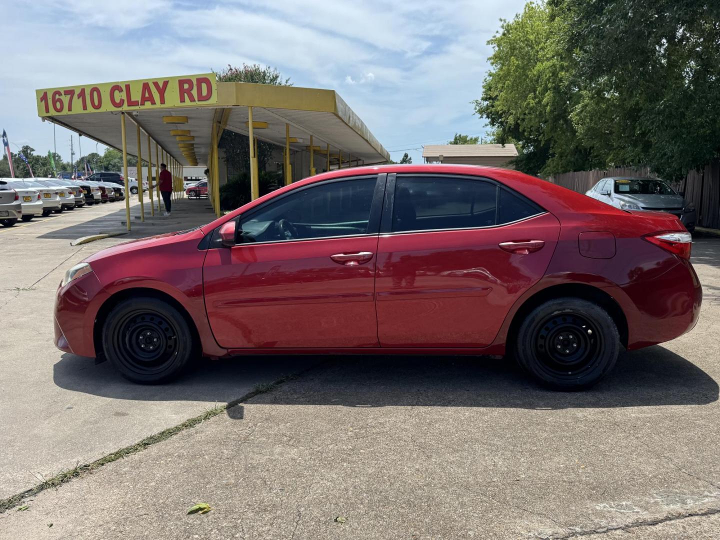 2016 Red /Silver Toyota Corolla L 4-Speed AT (2T1BURHE0GC) with an 1.8L L4 DOHC 16V engine, 4A transmission, located at 16710 Clay Rd., Houston, TX, 77084, (281) 859-7900, 29.834864, -95.656166 - Photo#10