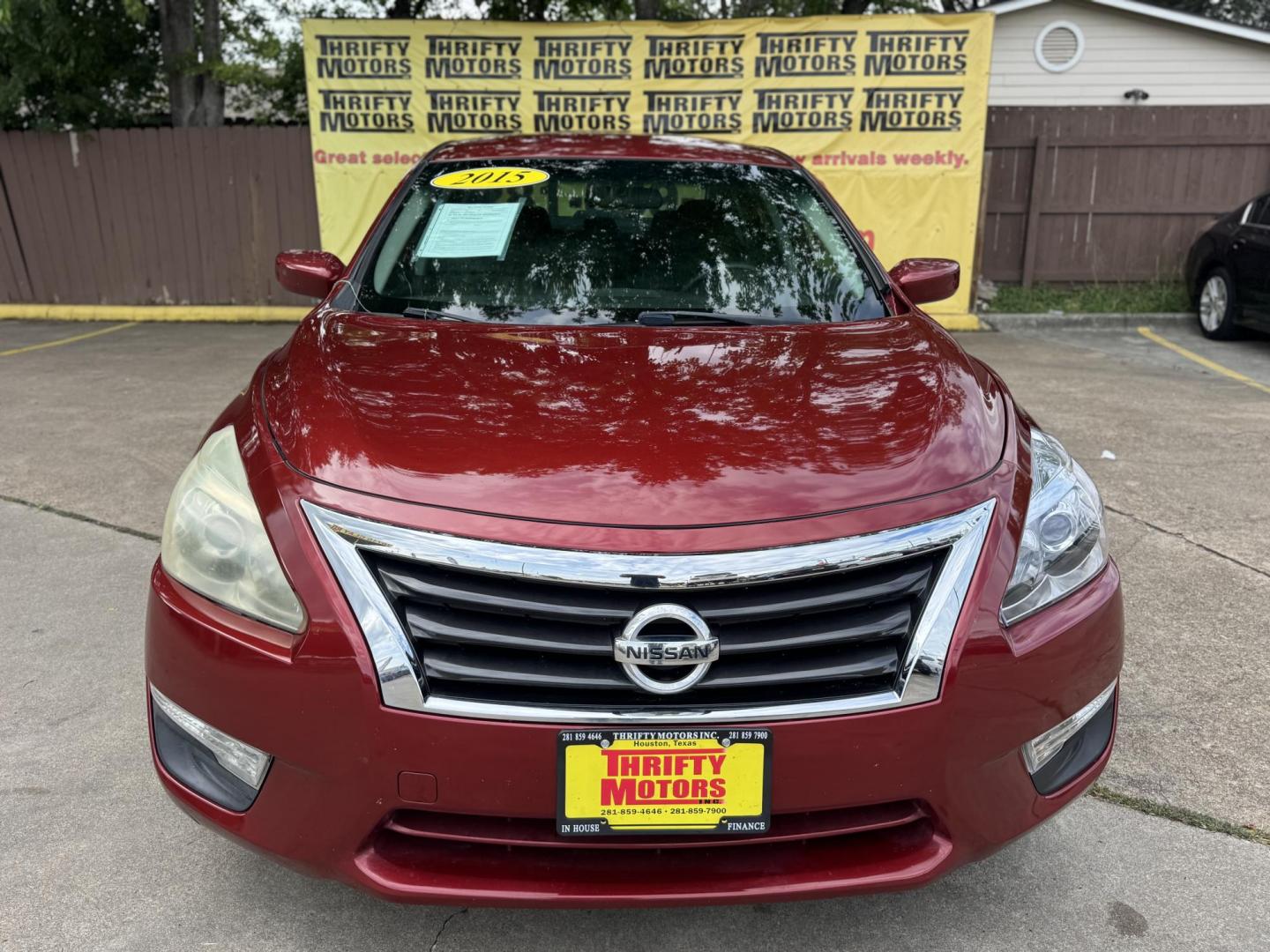 2015 Red /Gray Nissan Altima 2.5 S (1N4AL3AP8FN) with an 2.5L L4 DOHC 16V engine, Continuously Variable Transmission transmission, located at 16710 Clay Rd., Houston, TX, 77084, (281) 859-7900, 29.834864, -95.656166 - Photo#0