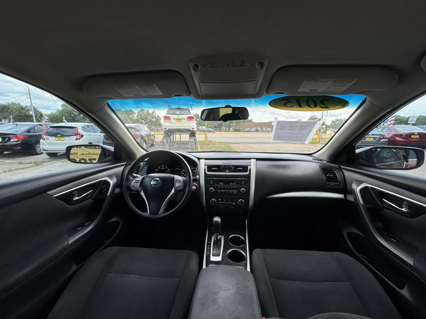 2015 Red /Gray Nissan Altima 2.5 S (1N4AL3AP8FN) with an 2.5L L4 DOHC 16V engine, Continuously Variable Transmission transmission, located at 16710 Clay Rd., Houston, TX, 77084, (281) 859-7900, 29.834864, -95.656166 - Photo#15