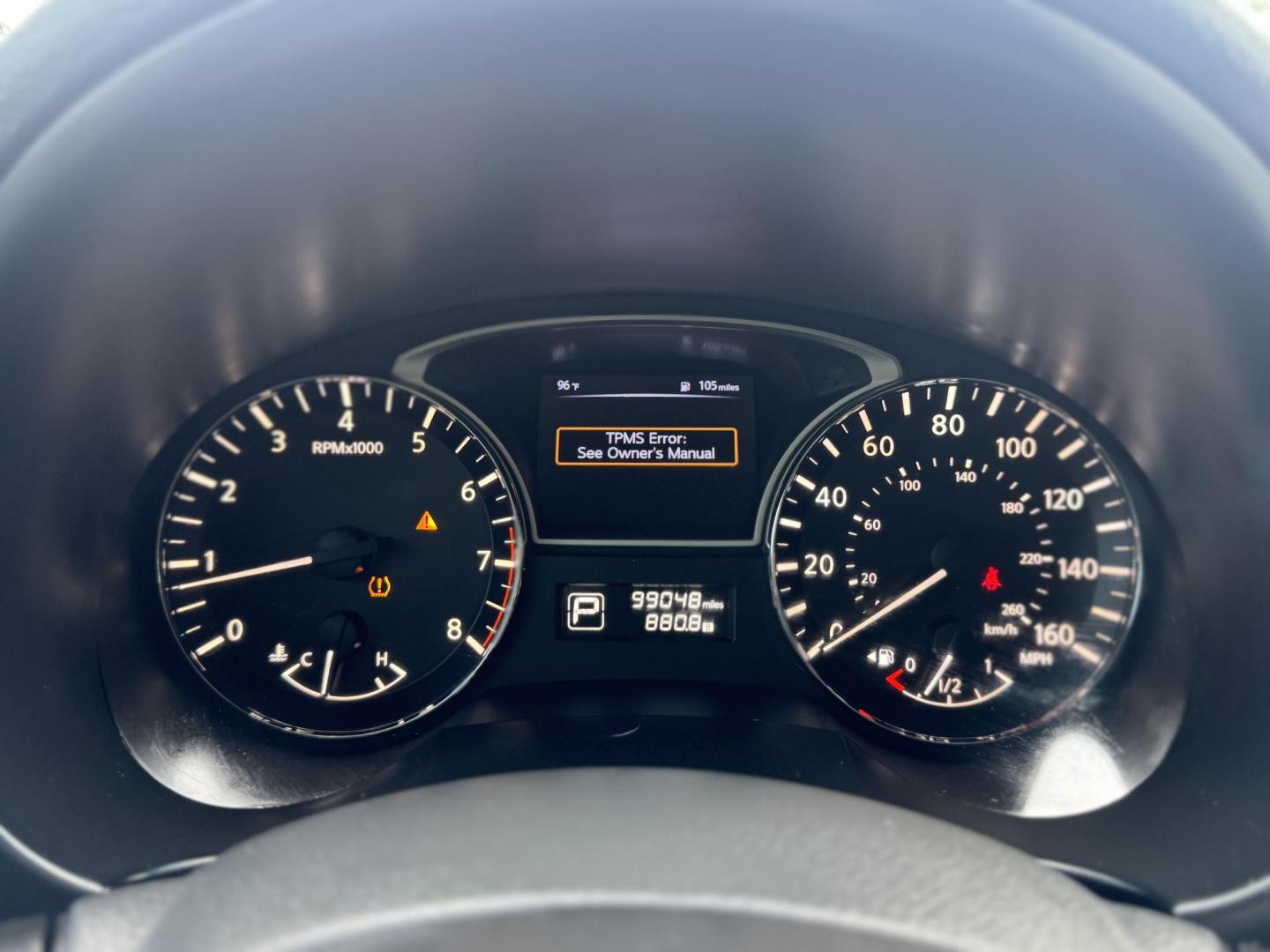 2015 Red /Gray Nissan Altima 2.5 S (1N4AL3AP8FN) with an 2.5L L4 DOHC 16V engine, Continuously Variable Transmission transmission, located at 16710 Clay Rd., Houston, TX, 77084, (281) 859-7900, 29.834864, -95.656166 - Photo#17