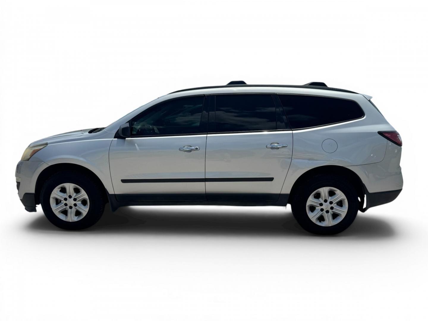 2016 Silver /Gray Chevrolet Traverse LS FWD (1GNKRFKD4GJ) with an 3.6L V6 DOHC 24V engine, 6A transmission, located at 16710 Clay Rd., Houston, TX, 77084, (281) 859-7900, 29.834864, -95.656166- Photo#7