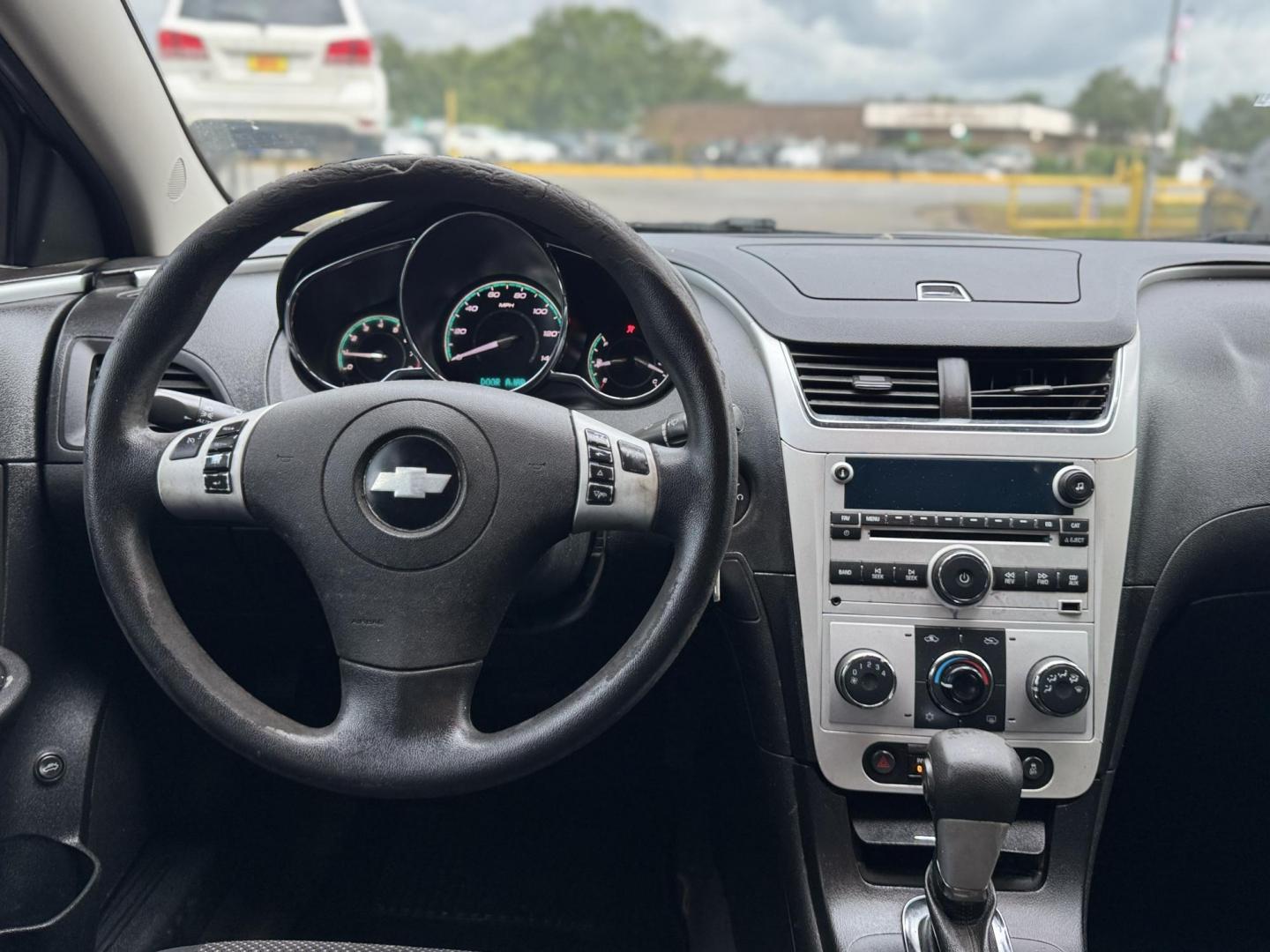 2012 Silver /Gray Chevrolet Malibu 1LT (1G1ZC5E08CF) with an 2.4L L4 DOHC 16V engine, 6-Speed Automatic transmission, located at 16710 Clay Rd., Houston, TX, 77084, (281) 859-7900, 29.834864, -95.656166 - Photo#16