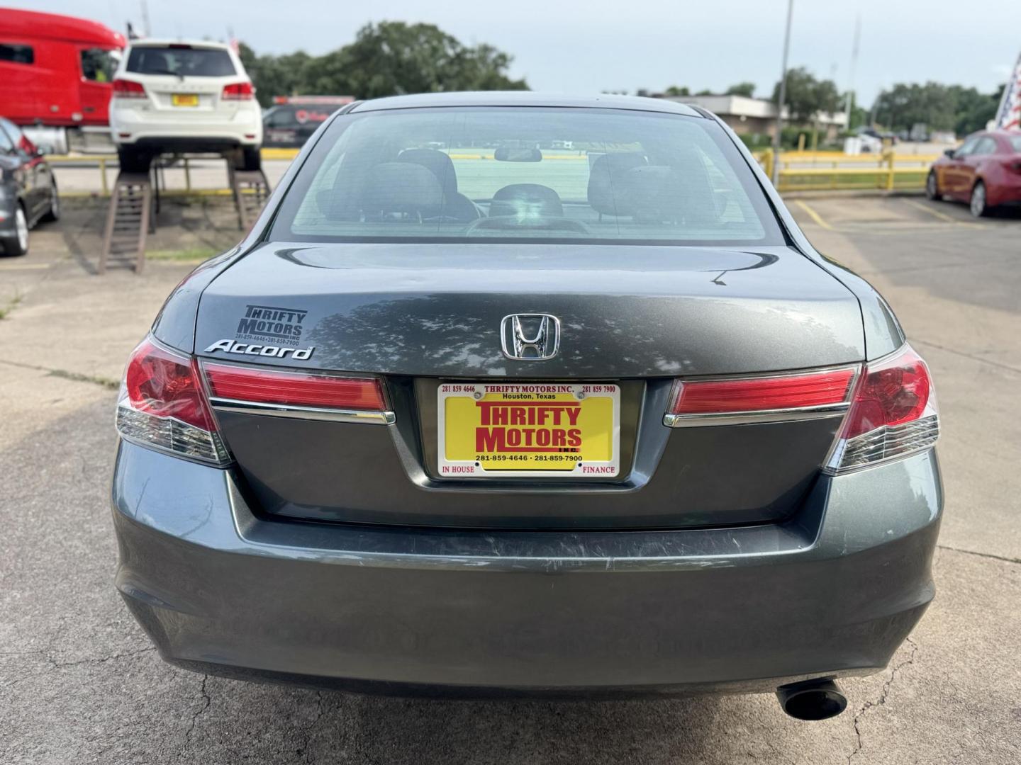 2011 Gray /Gray Honda Accord LX Sedan AT (1HGCP2F31BA) with an 2.4L L4 DOHC 16V engine, 5-Speed Automatic transmission, located at 16710 Clay Rd., Houston, TX, 77084, (281) 859-7900, 29.834864, -95.656166 - Photo#5