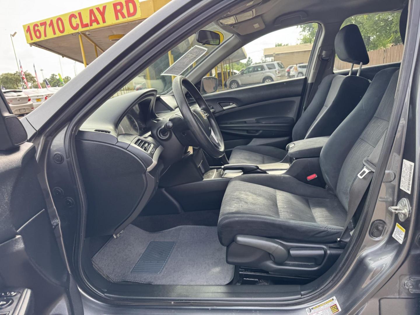 2011 Gray /Gray Honda Accord LX Sedan AT (1HGCP2F31BA) with an 2.4L L4 DOHC 16V engine, 5-Speed Automatic transmission, located at 16710 Clay Rd., Houston, TX, 77084, (281) 859-7900, 29.834864, -95.656166 - Photo#9