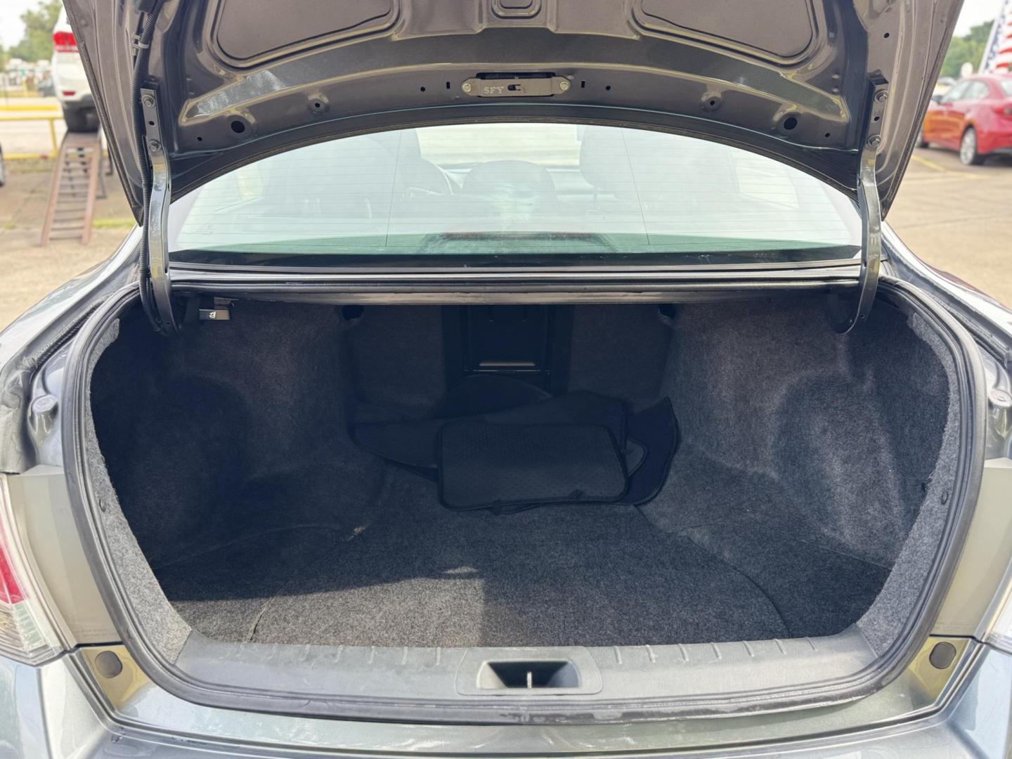 2011 Gray /Gray Honda Accord LX Sedan AT (1HGCP2F31BA) with an 2.4L L4 DOHC 16V engine, 5-Speed Automatic transmission, located at 16710 Clay Rd., Houston, TX, 77084, (281) 859-7900, 29.834864, -95.656166 - Photo#11