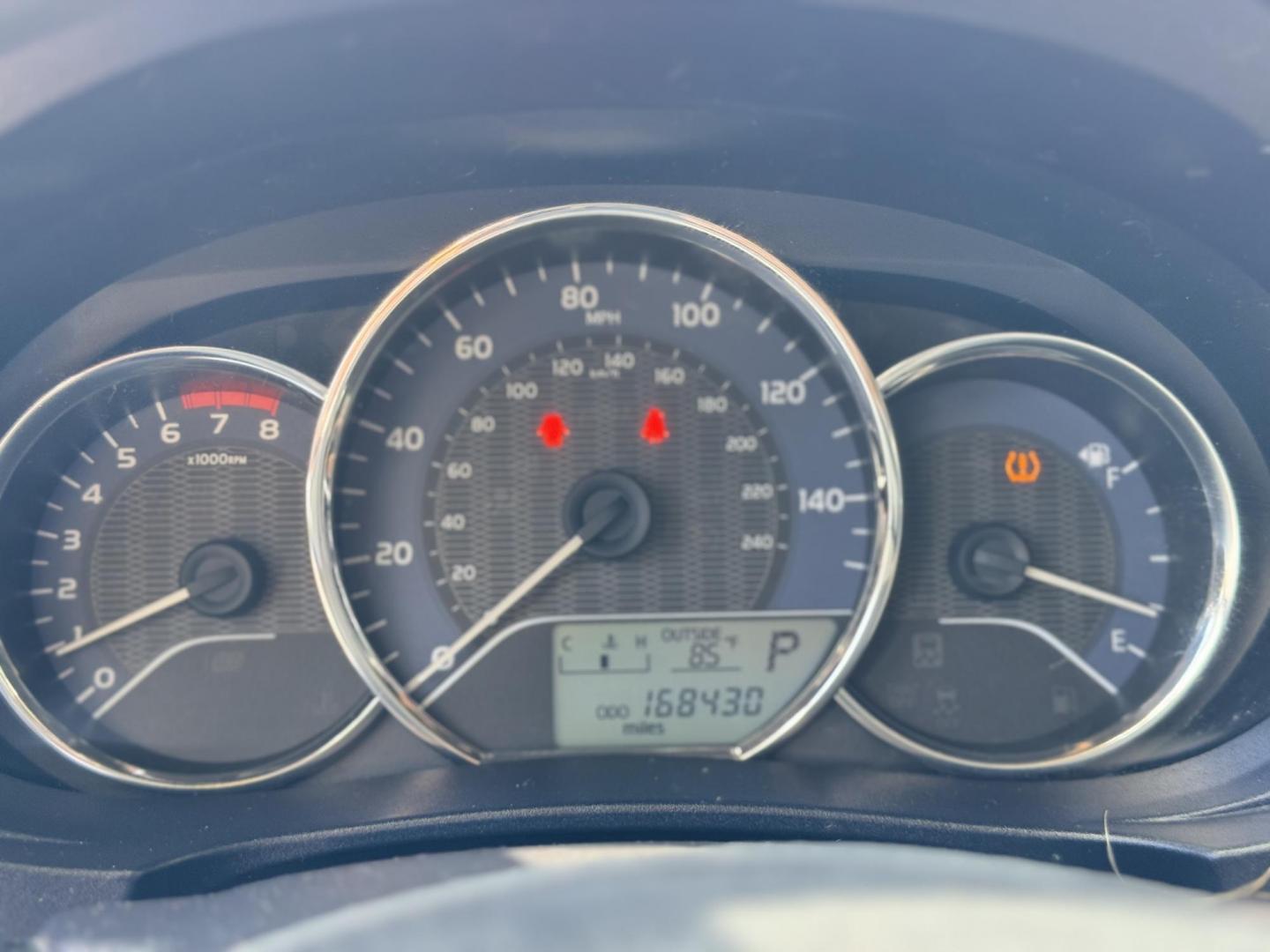 2015 White /Tan Toyota Corolla L 4-Speed AT (2T1BURHE9FC) with an 1.8L L4 DOHC 16V engine, 4-Speed Automatic transmission, located at 16710 Clay Rd., Houston, TX, 77084, (281) 859-7900, 29.834864, -95.656166 - Photo#18