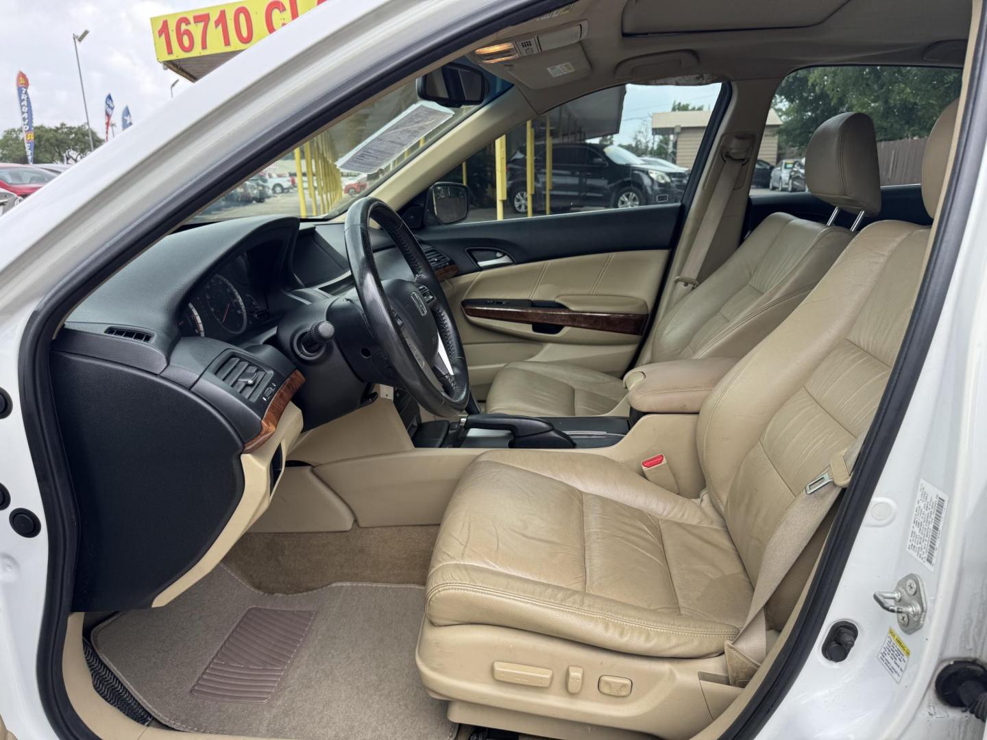 2012 White /Tan Honda Accord EX-L V6 Sedan AT (1HGCP3F8XCA) with an 3.5L V6 SOHC 24V engine, 5-Speed Automatic transmission, located at 16710 Clay Rd., Houston, TX, 77084, (281) 859-7900, 29.834864, -95.656166 - Photo#12