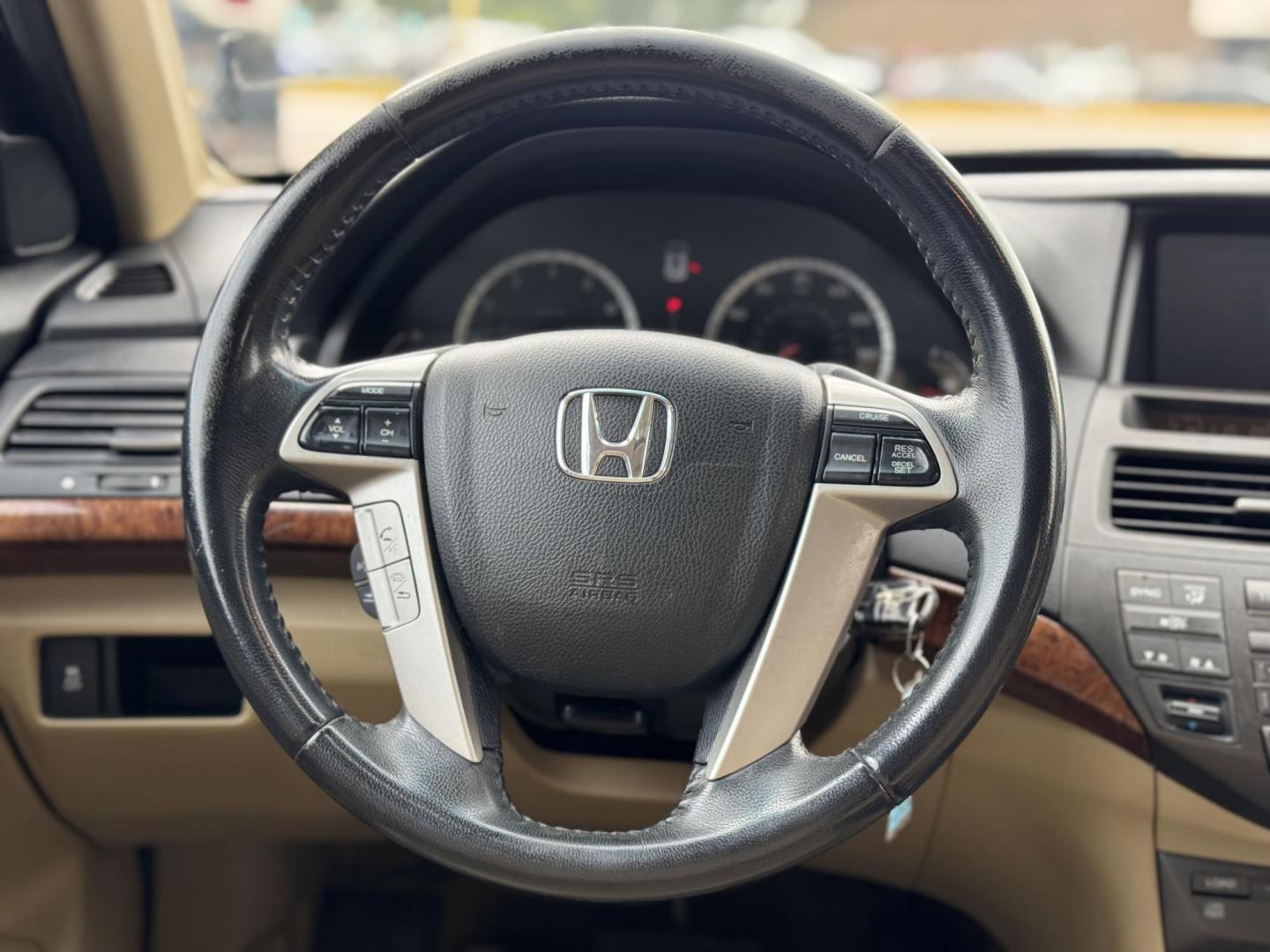 2012 White /Tan Honda Accord EX-L V6 Sedan AT (1HGCP3F8XCA) with an 3.5L V6 SOHC 24V engine, 5-Speed Automatic transmission, located at 16710 Clay Rd., Houston, TX, 77084, (281) 859-7900, 29.834864, -95.656166 - Photo#20