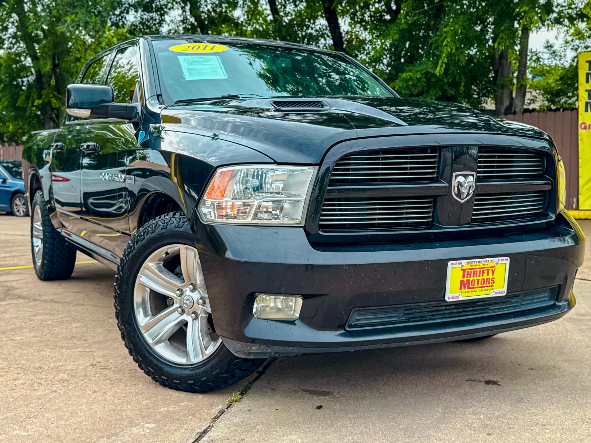 photo of 2011 Dodge Ram 1500 SLT Crew Cab 2WD