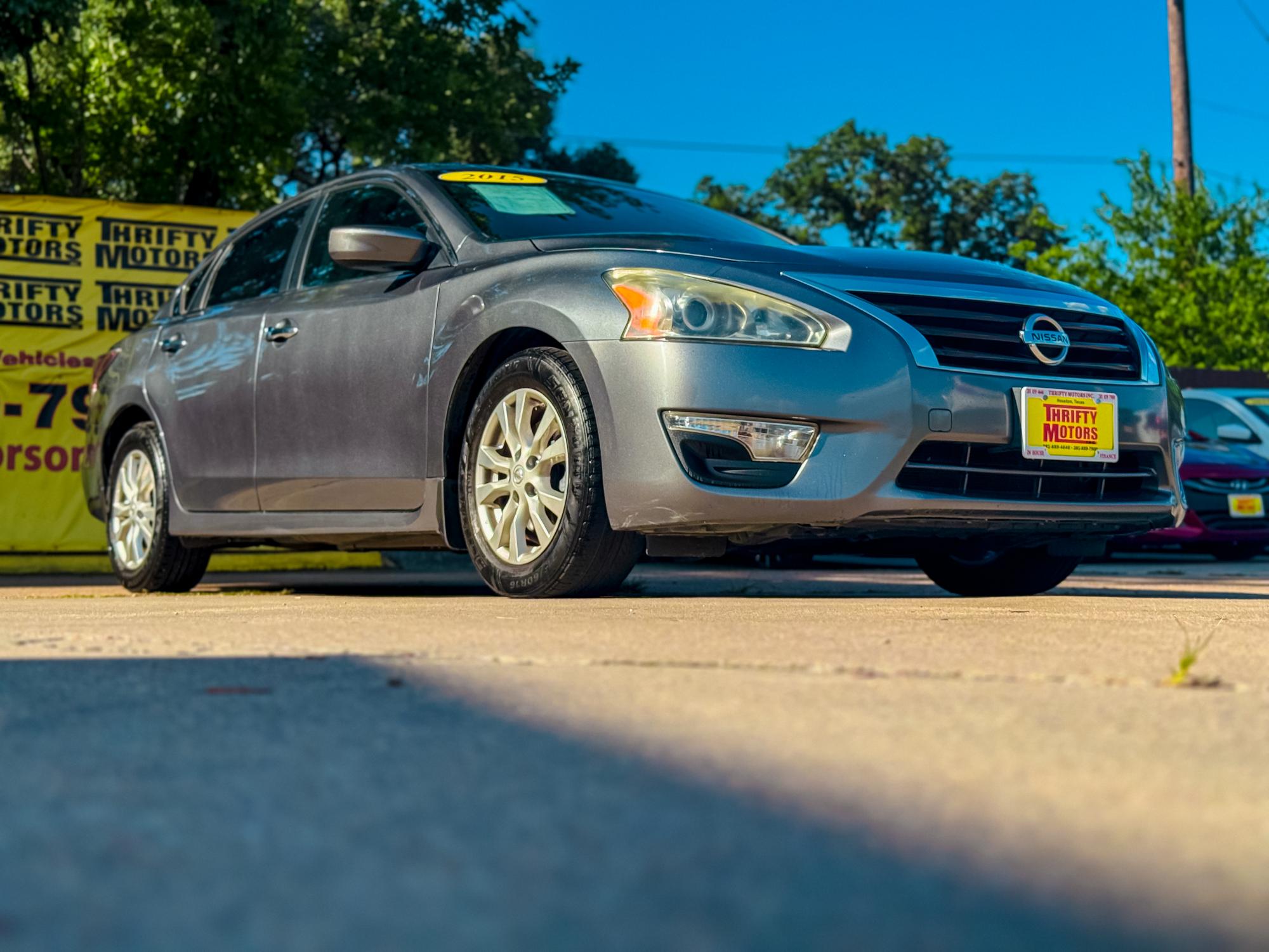 photo of 2015 Nissan Altima 2.5 S