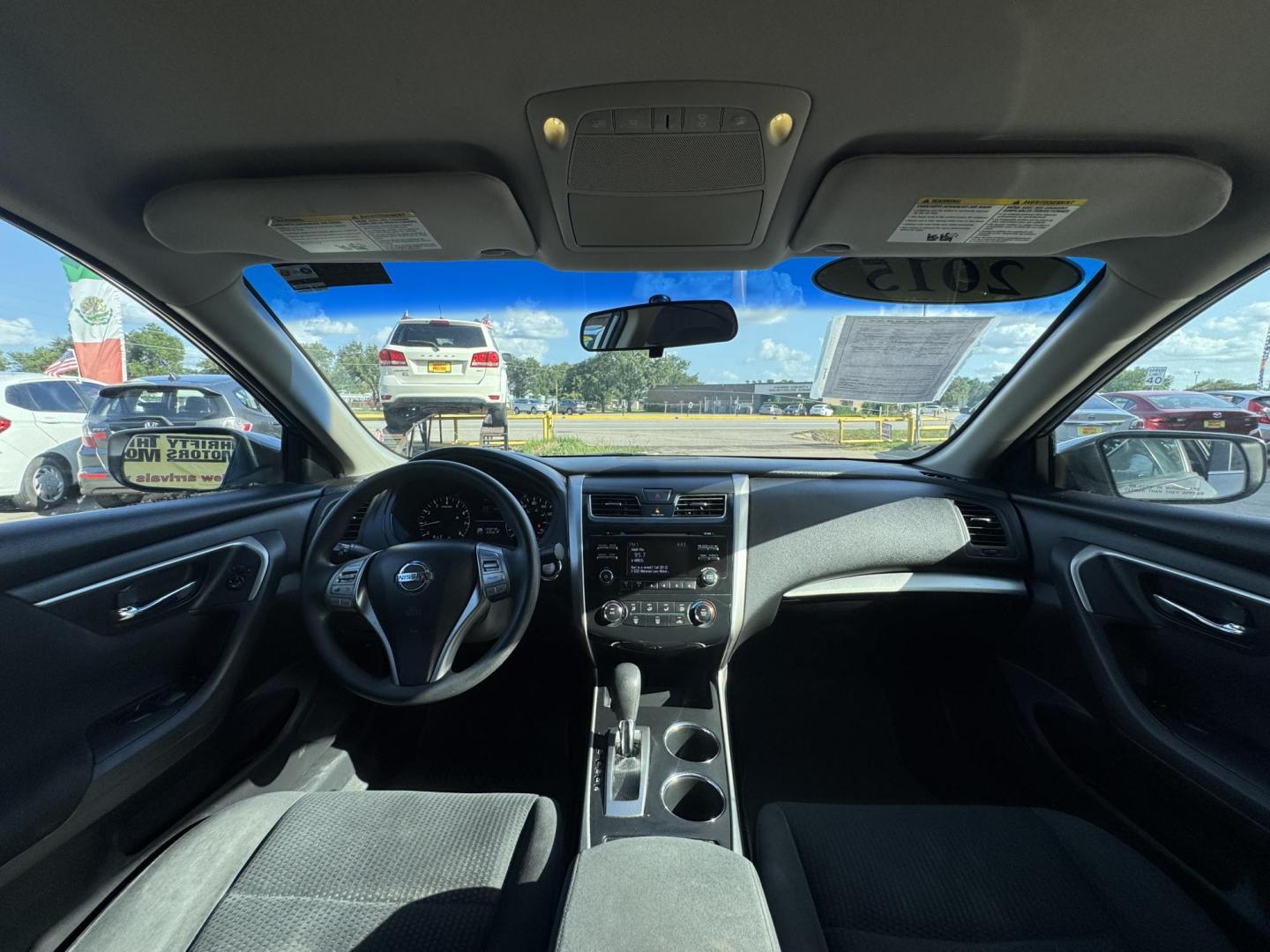 2015 Gray Nissan Altima 2.5 S (1N4AL3AP2FC) with an 2.5L L4 DOHC 16V engine, Continuously Variable Transmission transmission, located at 16710 Clay Rd., Houston, TX, 77084, (281) 859-7900, 29.834864, -95.656166 - Photo#6