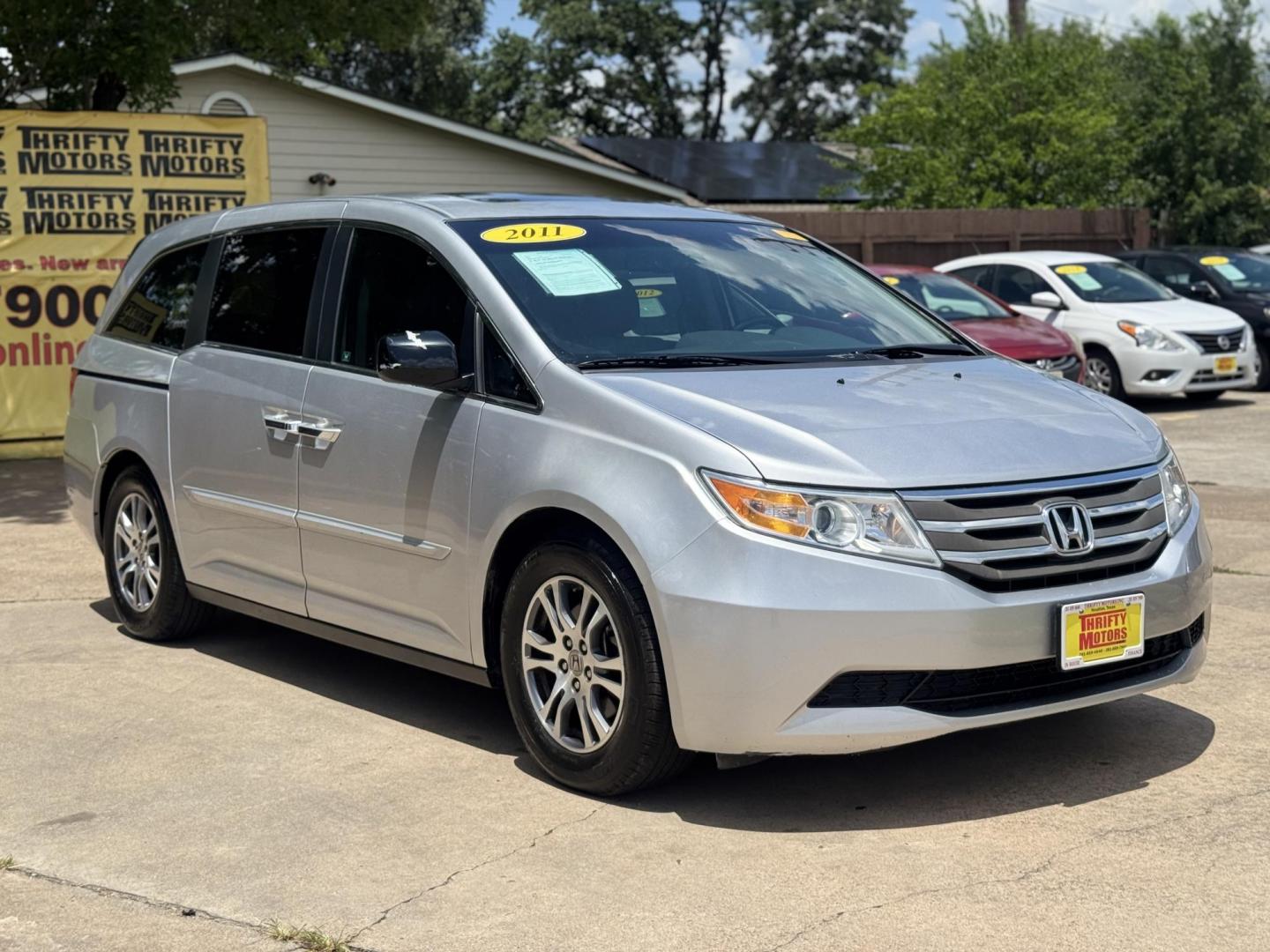 2011 Gray Honda Odyssey EX-L (5FNRL5H62BB) with an 3.5L V6 SOHC 24V engine, 5-Speed Automatic transmission, located at 16710 Clay Rd., Houston, TX, 77084, (281) 859-7900, 29.834864, -95.656166 - Photo#1