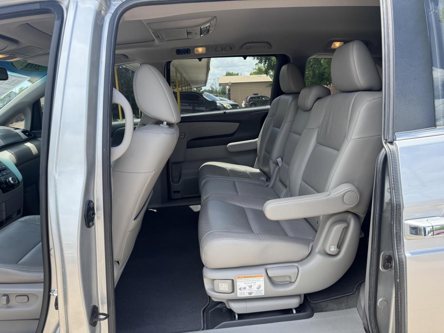 2011 Gray Honda Odyssey EX-L (5FNRL5H62BB) with an 3.5L V6 SOHC 24V engine, 5-Speed Automatic transmission, located at 16710 Clay Rd., Houston, TX, 77084, (281) 859-7900, 29.834864, -95.656166 - Photo#12