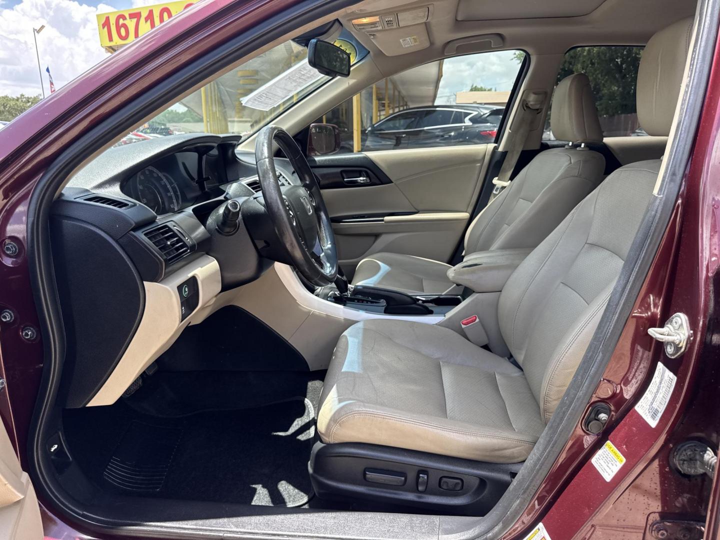 2014 Gray /tan Honda Accord EX-L Sedan CVT (1HGCR2F82EA) with an 2.4L L4 DOHC 16V engine, Continuously Variable Transmission transmission, located at 16710 Clay Rd., Houston, TX, 77084, (281) 859-7900, 29.834864, -95.656166 - Photo#4