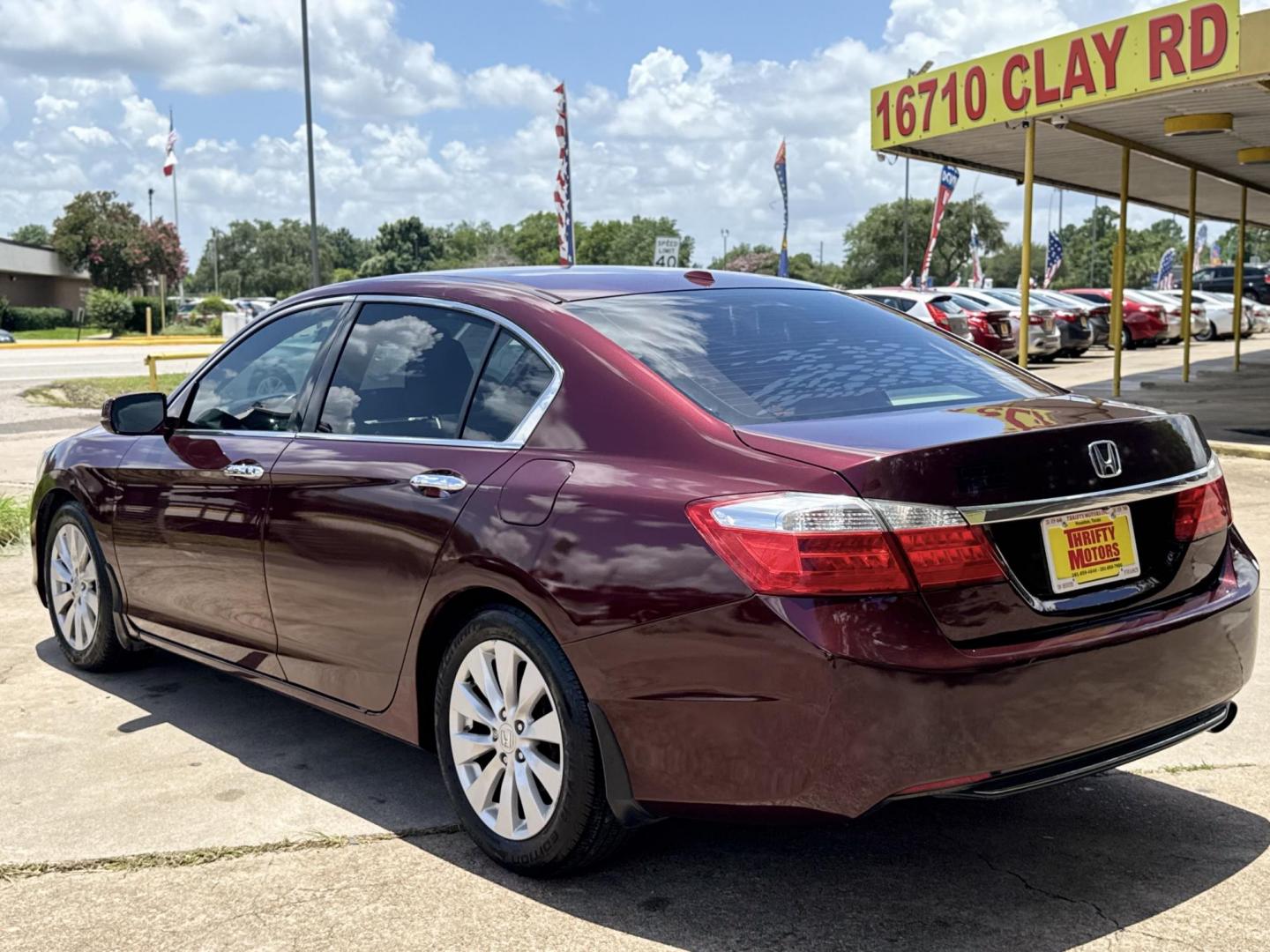 2014 Gray /tan Honda Accord EX-L Sedan CVT (1HGCR2F82EA) with an 2.4L L4 DOHC 16V engine, Continuously Variable Transmission transmission, located at 16710 Clay Rd., Houston, TX, 77084, (281) 859-7900, 29.834864, -95.656166 - Photo#6