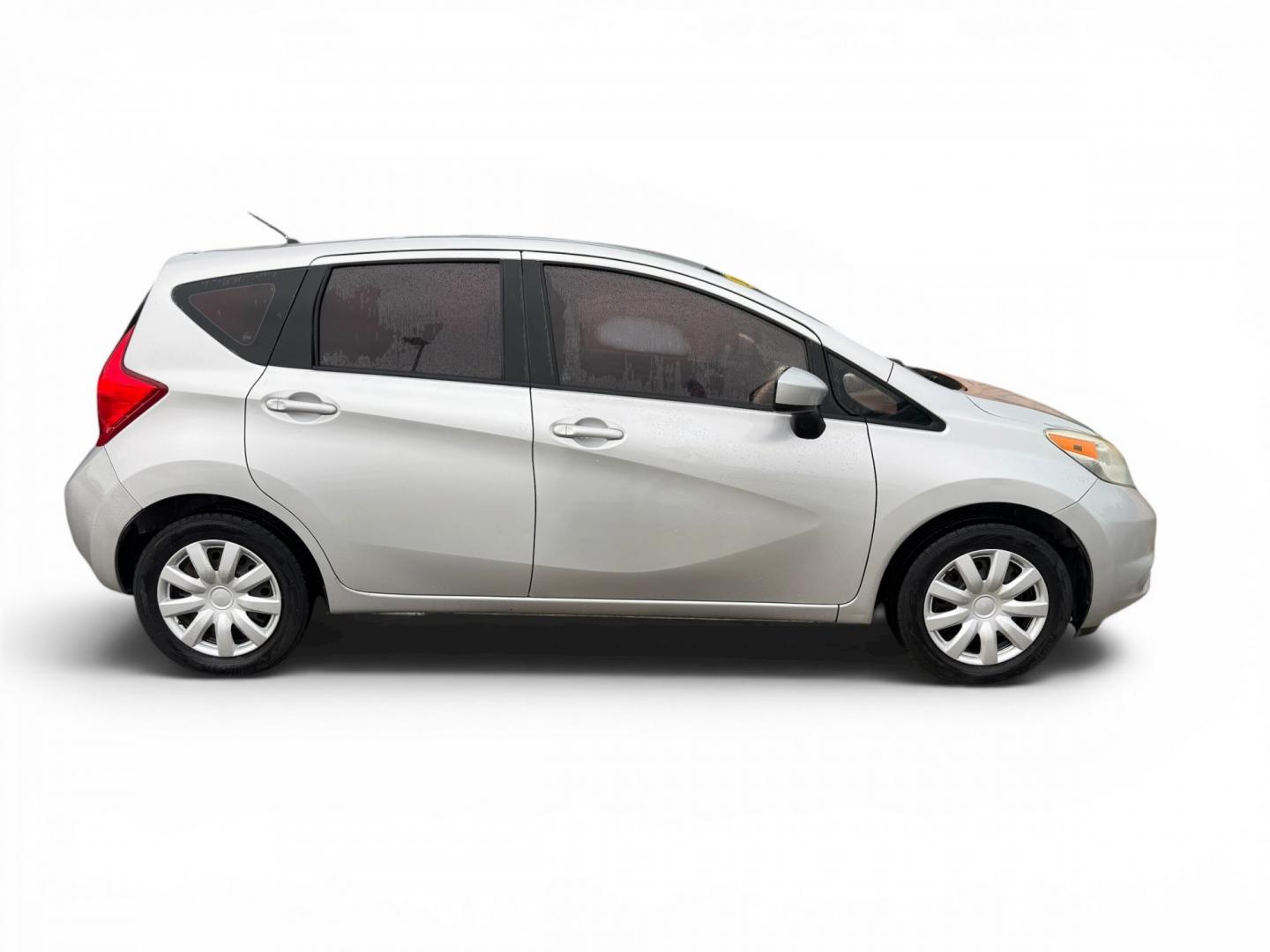2015 Silver /GRAY Nissan Versa Note S 5MT (3N1CE2CP2FL) with an 1.6L L4 DOHC 16V engine, 5-Speed Manual transmission, located at 16710 Clay Rd., Houston, TX, 77084, (281) 859-7900, 29.834864, -95.656166- Photo#6