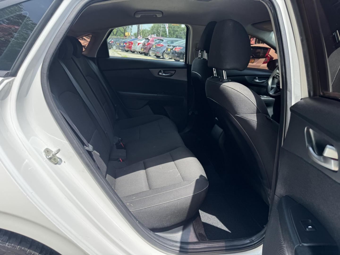 2020 White /GRAY Kia Forte FE 6M (3KPF24AD2LE) with an 2.0L L4 DOHC 16V engine, 6M transmission, located at 16710 Clay Rd., Houston, TX, 77084, (281) 859-7900, 29.834864, -95.656166 - Photo#1