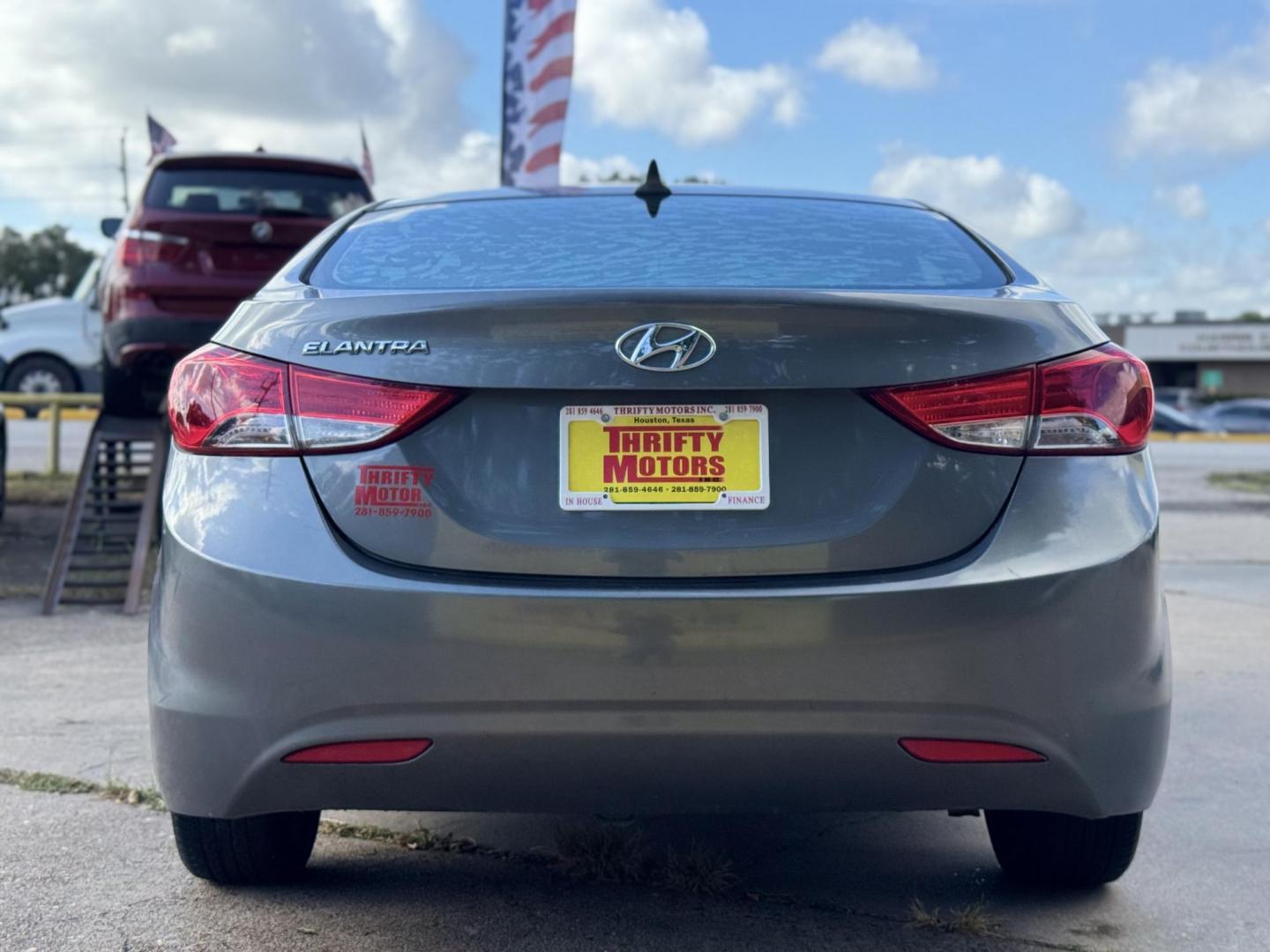 2013 Gray Hyundai Elantra Limited (5NPDH4AE9DH) with an 1.8L L4 DOHC 16V engine, 6-Speed Automatic transmission, located at 16710 Clay Rd., Houston, TX, 77084, (281) 859-7900, 29.834864, -95.656166 - Photo#5