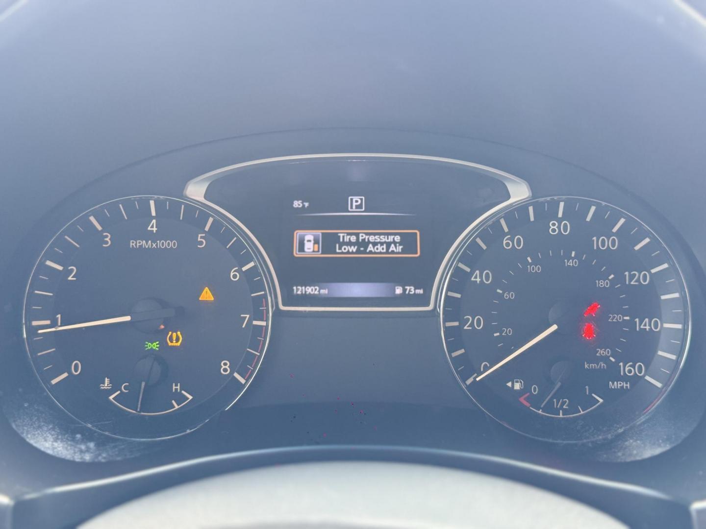 2016 Silver /gray Nissan Altima 2.5 SL (1N4AL3AP5GC) with an 2.5L L4 DOHC 16V engine, CVT transmission, located at 16710 Clay Rd., Houston, TX, 77084, (281) 859-7900, 29.834864, -95.656166 - Photo#8