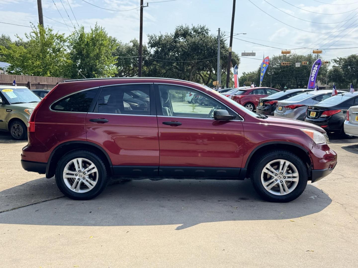 2011 Red /GRAY Honda CR-V EX 2WD 5-Speed AT (3CZRE3H52BG) with an 2.4L L4 DOHC 16V engine, 5-Speed Automatic transmission, located at 16710 Clay Rd., Houston, TX, 77084, (281) 859-7900, 29.834864, -95.656166 - Photo#4