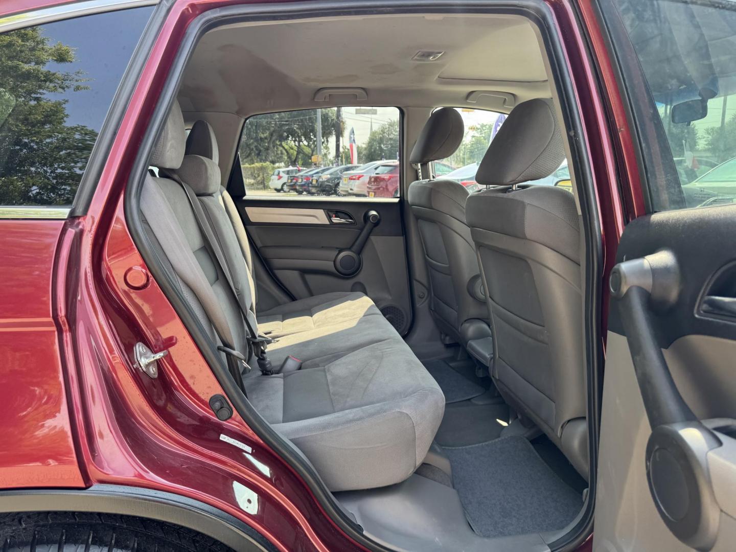 2011 Red /GRAY Honda CR-V EX 2WD 5-Speed AT (3CZRE3H52BG) with an 2.4L L4 DOHC 16V engine, 5-Speed Automatic transmission, located at 16710 Clay Rd., Houston, TX, 77084, (281) 859-7900, 29.834864, -95.656166 - Photo#17