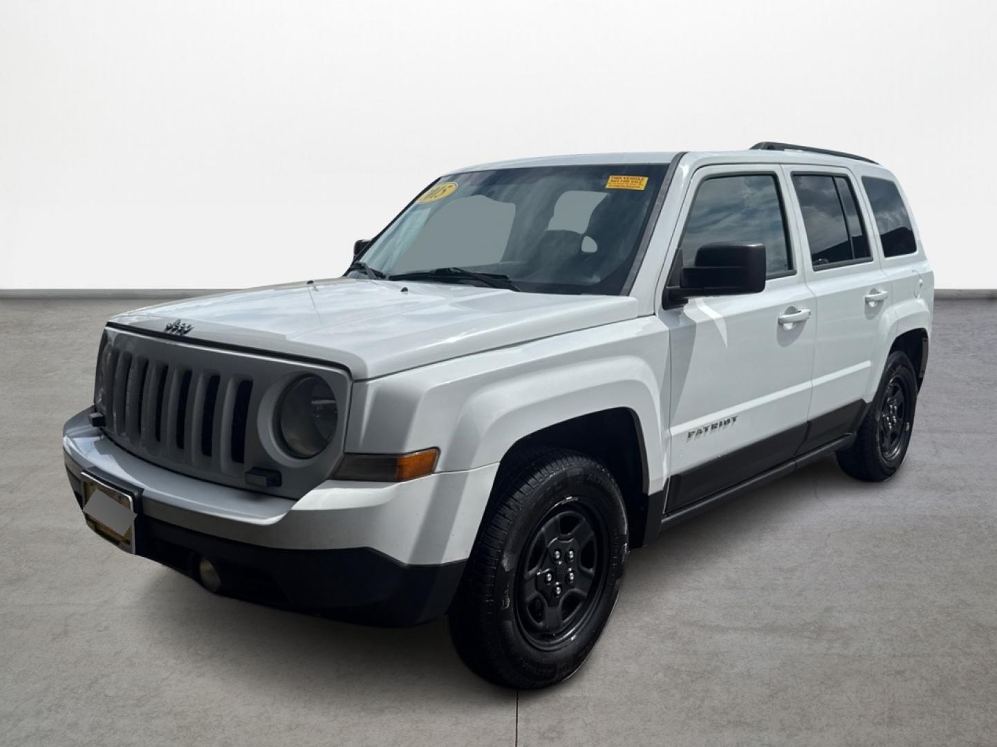 2015 Jeep Patriot Sport 2WD (1C4NJPBB9FD) with an 2.4L L4 DOHC 16V engine, located at 16710 Clay Rd., Houston, TX, 77084, (281) 859-7900, 29.834864, -95.656166 - Photo#6