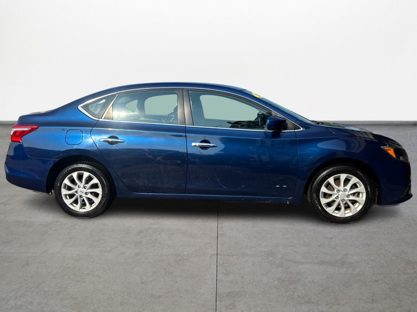2019 Nissan Sentra S CVT (3N1AB7APXKY) with an 1.8L L4 SFI DOHC 16V engine, CVT transmission, located at 16710 Clay Rd., Houston, TX, 77084, (281) 859-7900, 29.834864, -95.656166 - Photo#1