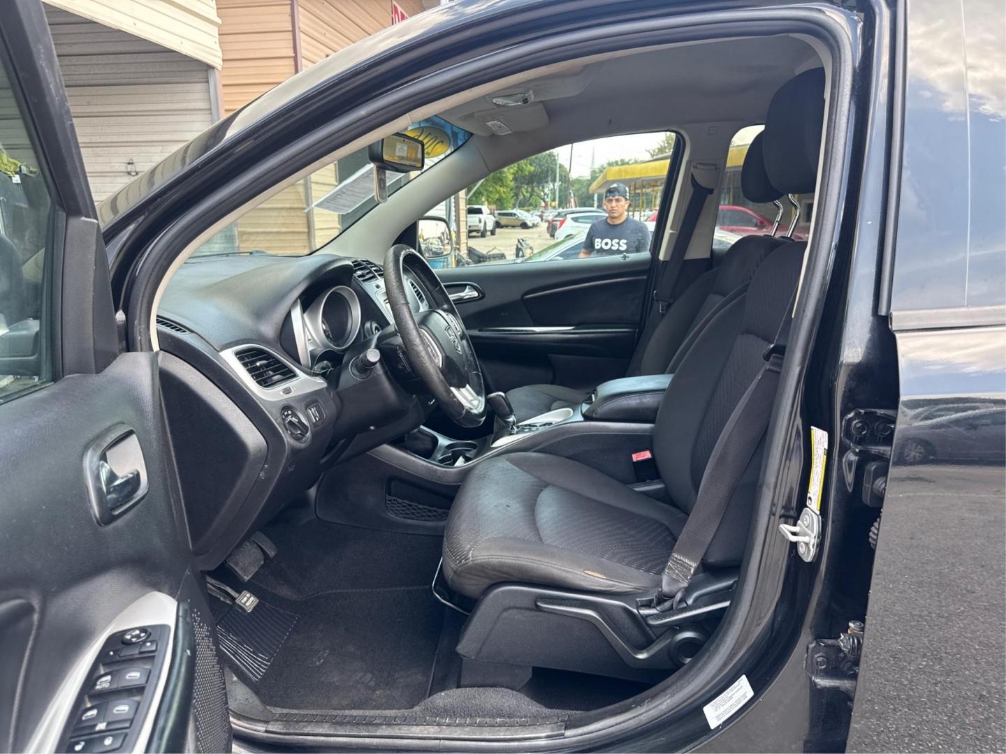 2014 Mercedes-Benz C-Class C250 Luxury Sedan (WDDGF4HBXEA) with an 3.0L V6 DOHC 16V engine, 7-Speed Automatic transmission, located at 16710 Clay Rd., Houston, TX, 77084, (281) 859-7900, 29.834864, -95.656166 - Photo#8