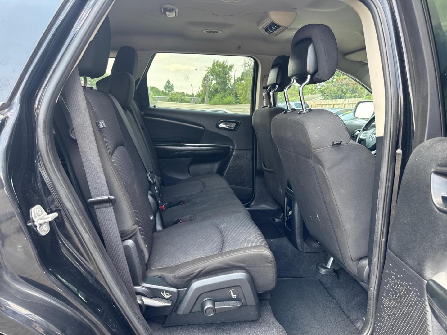 2014 Mercedes-Benz C-Class C250 Luxury Sedan (WDDGF4HBXEA) with an 3.0L V6 DOHC 16V engine, 7-Speed Automatic transmission, located at 16710 Clay Rd., Houston, TX, 77084, (281) 859-7900, 29.834864, -95.656166 - Photo#14