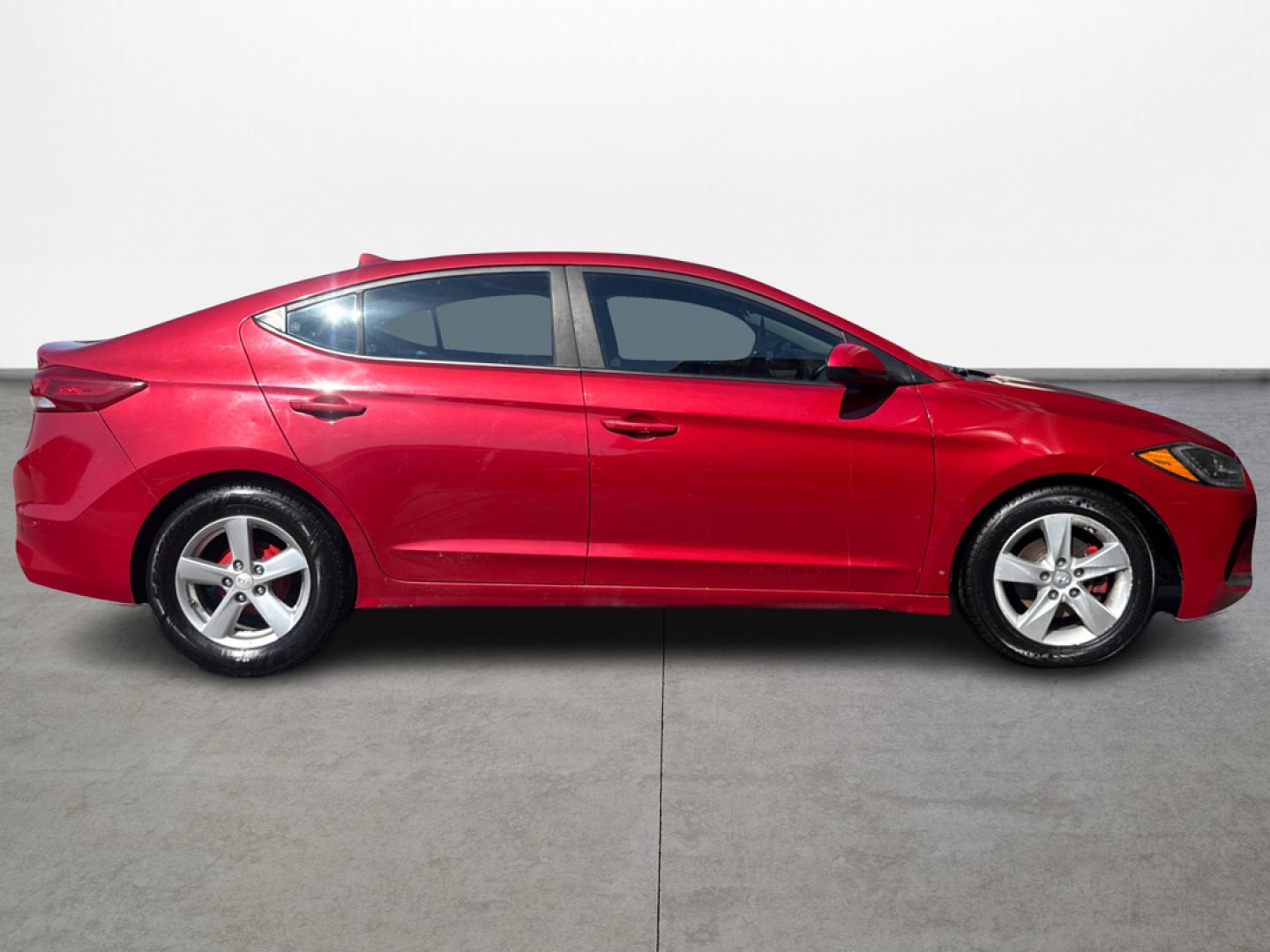 2017 Hyundai Elantra SE 6AT (KMHD74LF7HU) with an 1.8L L4 DOHC 16V engine, 6A transmission, located at 16710 Clay Rd., Houston, TX, 77084, (281) 859-7900, 29.834864, -95.656166 - Photo#2