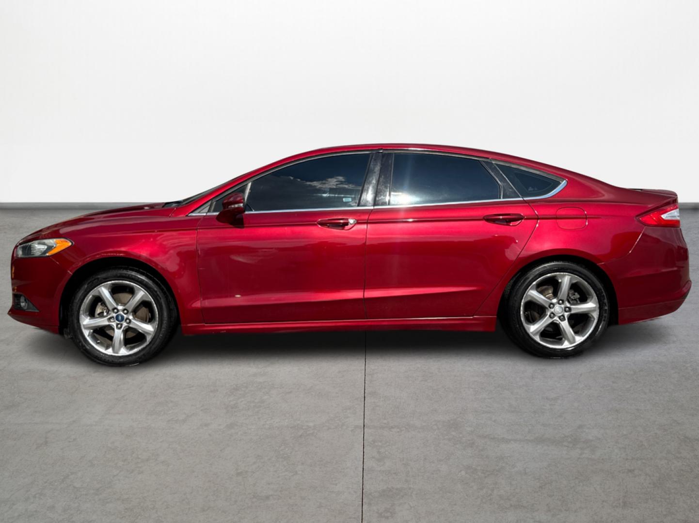 2013 Ford Fusion SE (3FA6P0HR6DR) with an 1.6L L4 DOHC 16V engine, located at 16710 Clay Rd., Houston, TX, 77084, (281) 859-7900, 29.834864, -95.656166 - Photo#7