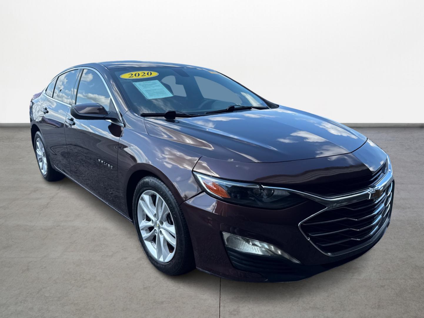 2020 Chevrolet Malibu LT (1G1ZD5STXLF) with an 1.5L L4 DOHC 16V engine, 6A transmission, located at 16710 Clay Rd., Houston, TX, 77084, (281) 859-7900, 29.834864, -95.656166 - Photo#0