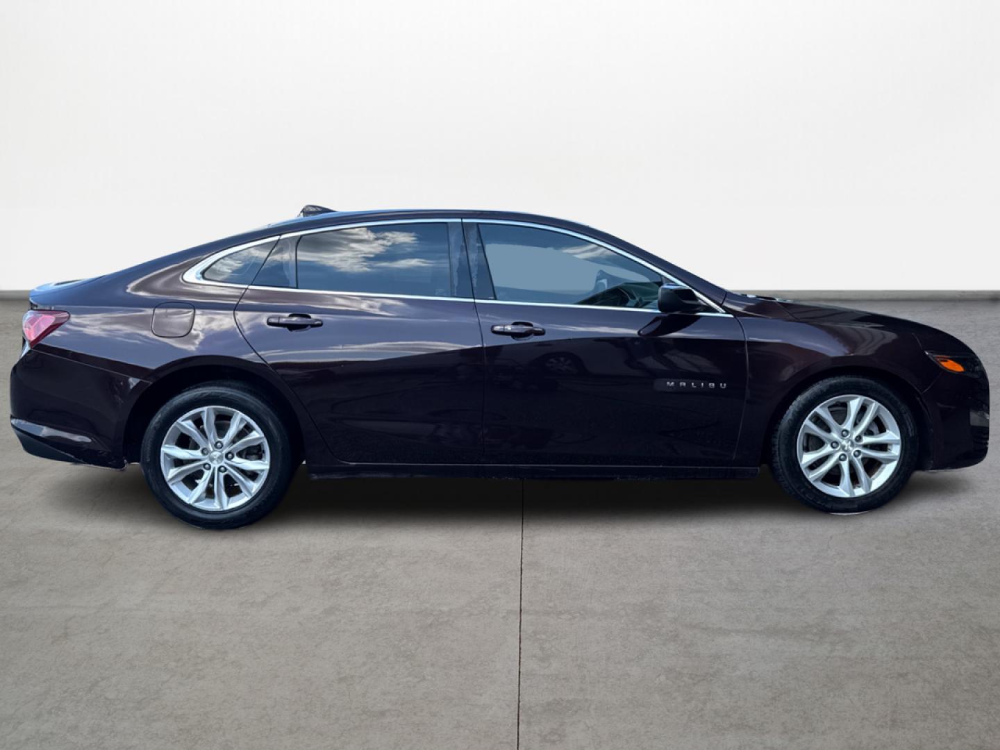 2020 Chevrolet Malibu LT (1G1ZD5STXLF) with an 1.5L L4 DOHC 16V engine, 6A transmission, located at 16710 Clay Rd., Houston, TX, 77084, (281) 859-7900, 29.834864, -95.656166 - Photo#3