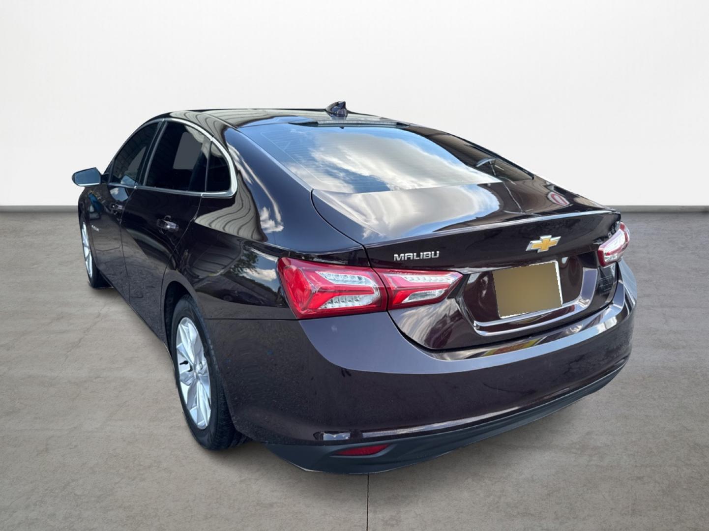 2020 Chevrolet Malibu LT (1G1ZD5STXLF) with an 1.5L L4 DOHC 16V engine, 6A transmission, located at 16710 Clay Rd., Houston, TX, 77084, (281) 859-7900, 29.834864, -95.656166 - Photo#6