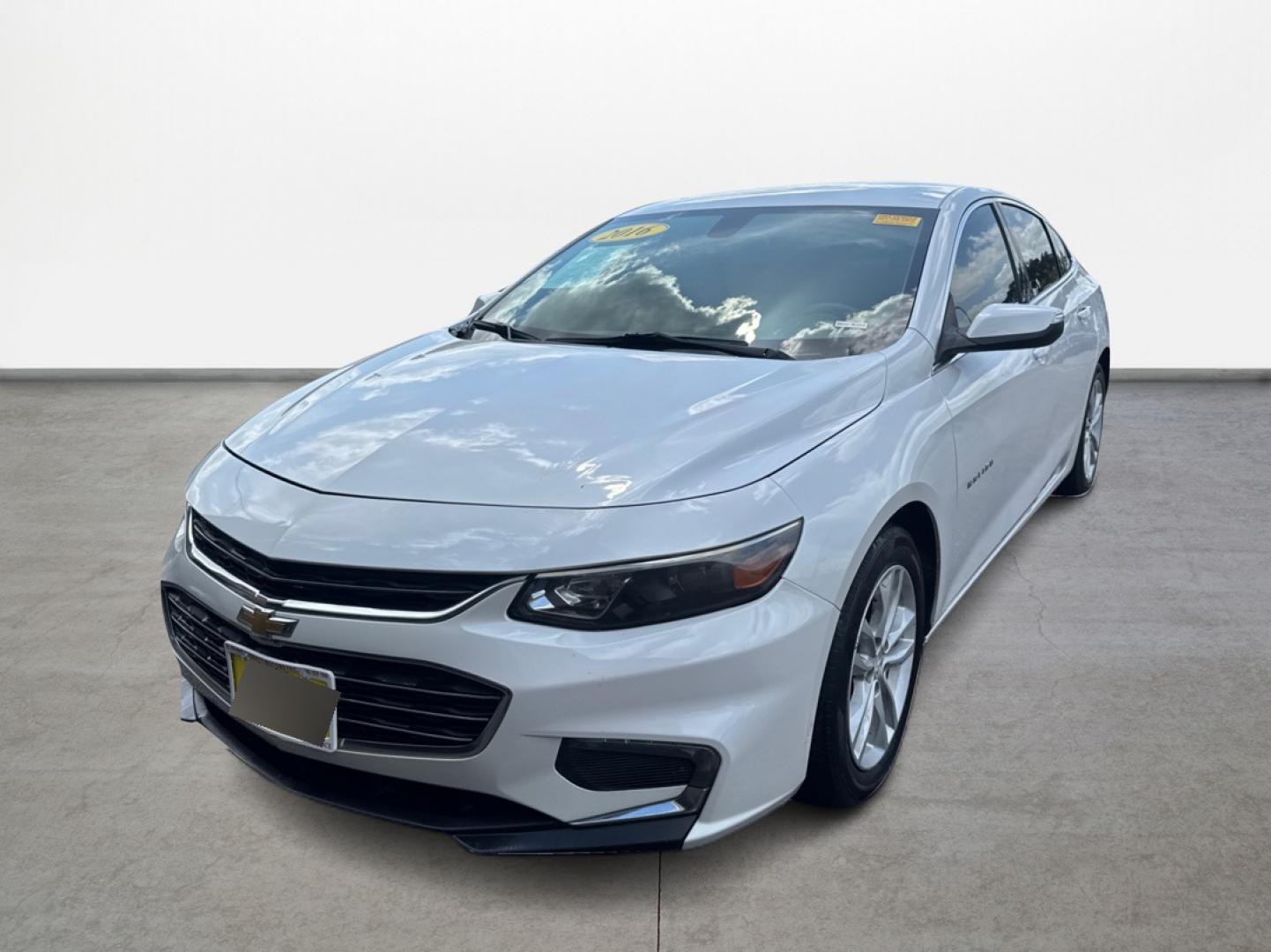 2016 Chevrolet Malibu 1LT (1G1ZE5ST2GF) with an 1.5L L4 DOHC 16V engine, 6A transmission, located at 16710 Clay Rd., Houston, TX, 77084, (281) 859-7900, 29.834864, -95.656166 - Photo#0