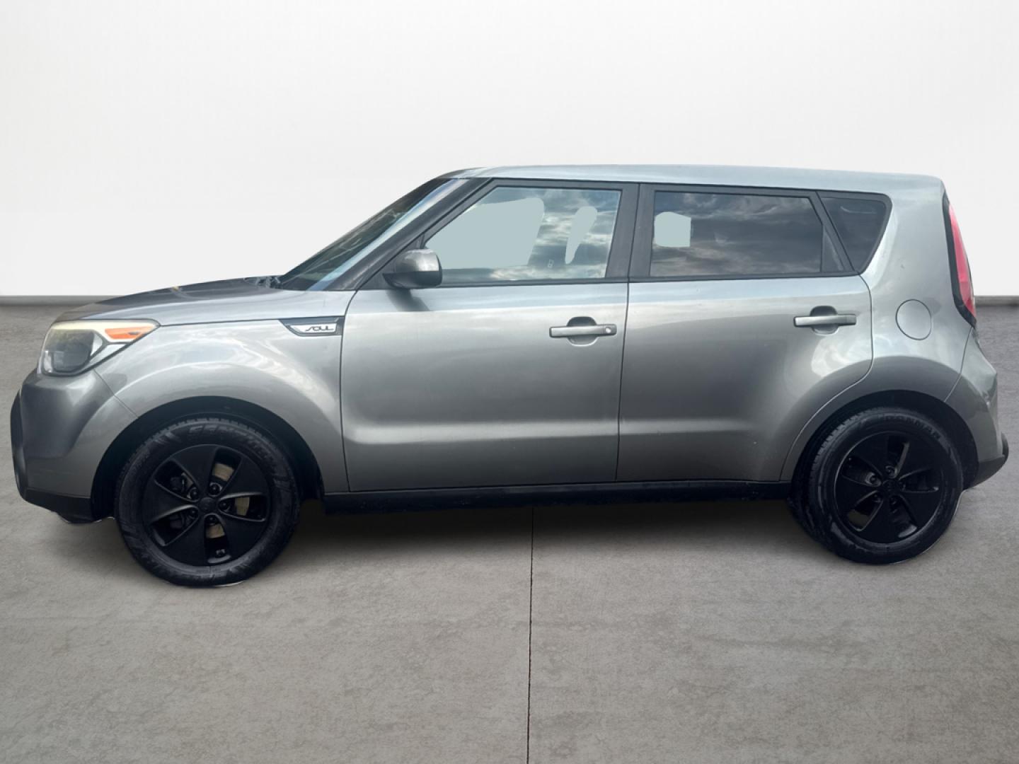 2015 Kia Soul Base (KNDJN2A20F7) with an 1.6L L4 DOHC 16V engine, located at 16710 Clay Rd., Houston, TX, 77084, (281) 859-7900, 29.834864, -95.656166 - Photo#4