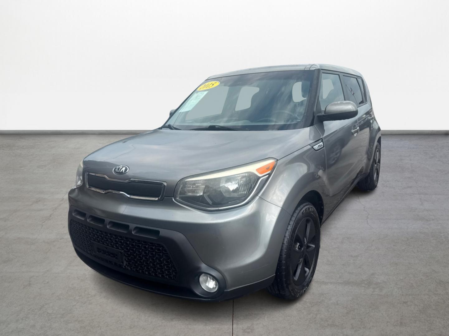 2015 Kia Soul Base (KNDJN2A20F7) with an 1.6L L4 DOHC 16V engine, located at 16710 Clay Rd., Houston, TX, 77084, (281) 859-7900, 29.834864, -95.656166 - Photo#0