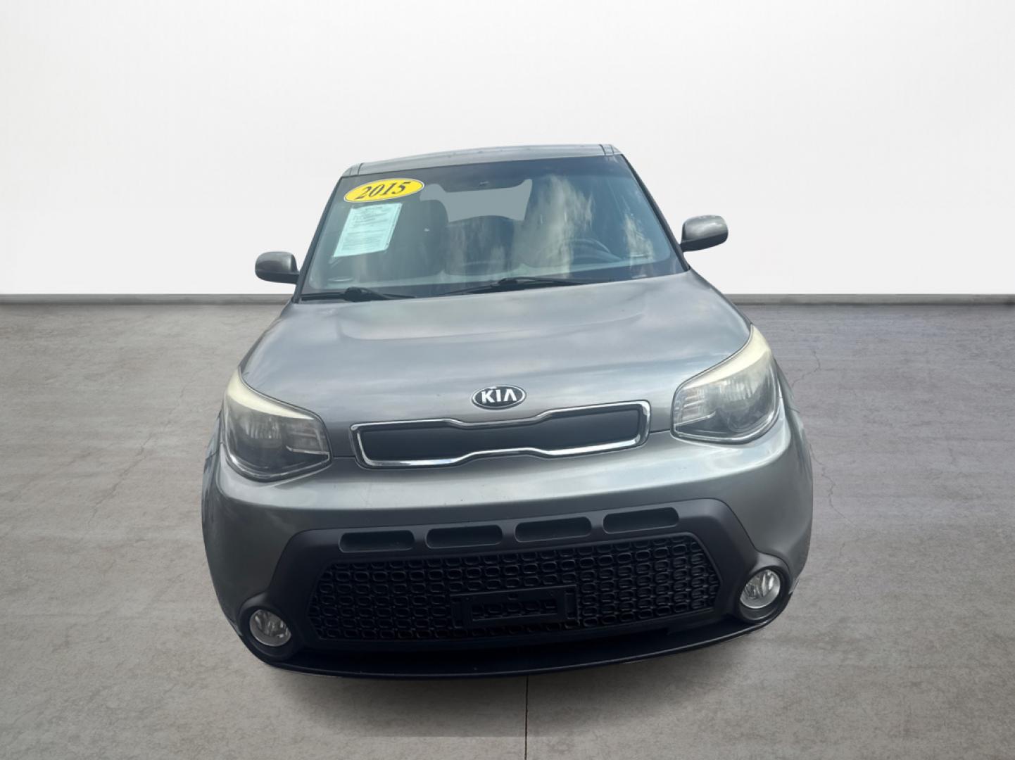2015 Kia Soul Base (KNDJN2A20F7) with an 1.6L L4 DOHC 16V engine, located at 16710 Clay Rd., Houston, TX, 77084, (281) 859-7900, 29.834864, -95.656166 - Photo#5