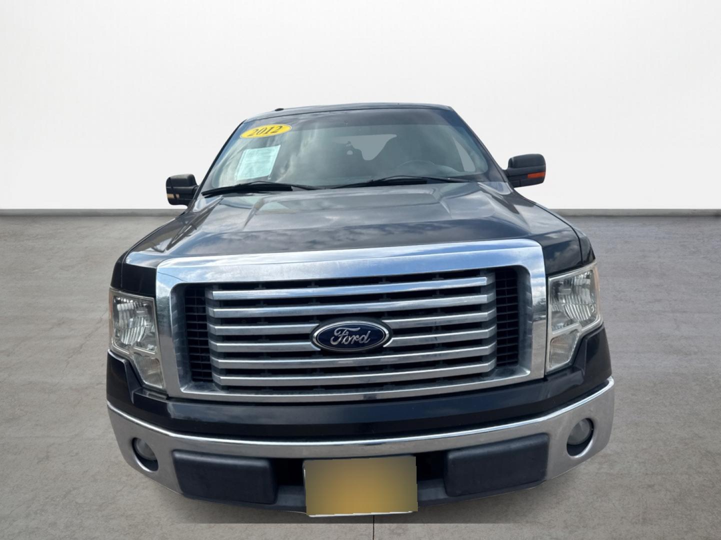 2012 Ford F-150 FX2 SuperCrew 5.5-ft. Bed 2WD (1FTFW1CF4CK) with an 5.0L V8 engine, 6-Speed Automatic transmission, located at 16710 Clay Rd., Houston, TX, 77084, (281) 859-7900, 29.834864, -95.656166 - Photo#1