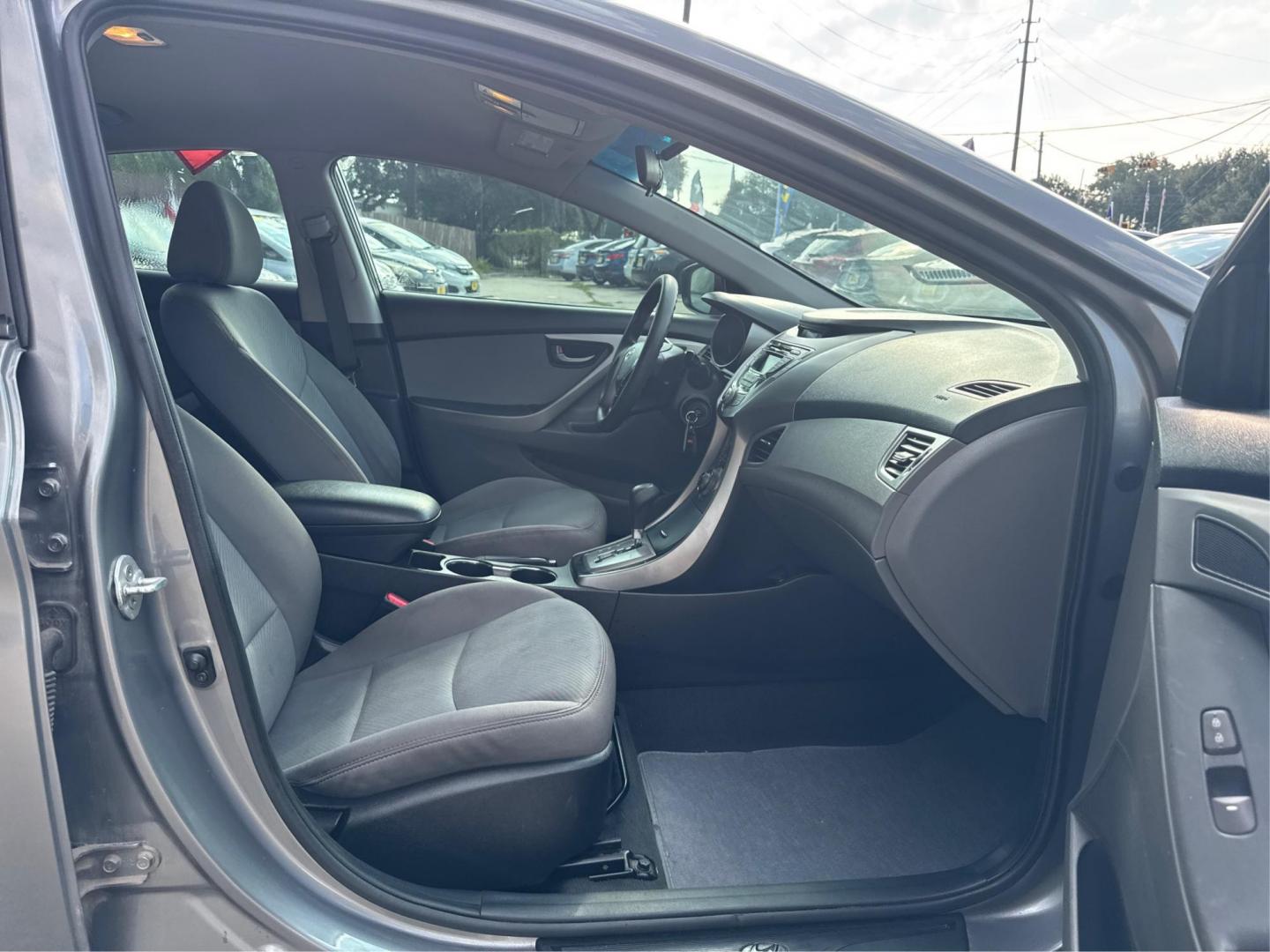 2015 Mazda CX-5 Touring (JM3KE2CY1F0) with an 2.5L L4 DOHC 16V engine, 6-Speed Automatic transmission, located at 16710 Clay Rd., Houston, TX, 77084, (281) 859-7900, 29.834864, -95.656166 - Photo#14