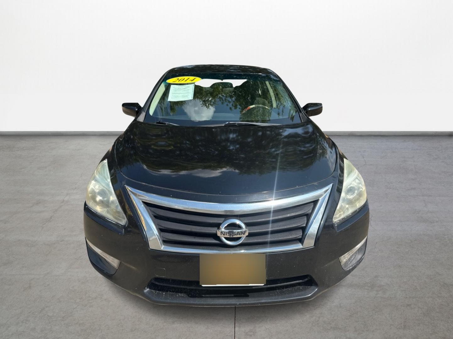 2014 Nissan Altima 2.5 SL (1N4AL3AP5EN) with an 2.5L L4 DOHC 16V engine, Continuously Variable Transmission transmission, located at 16710 Clay Rd., Houston, TX, 77084, (281) 859-7900, 29.834864, -95.656166 - Photo#1