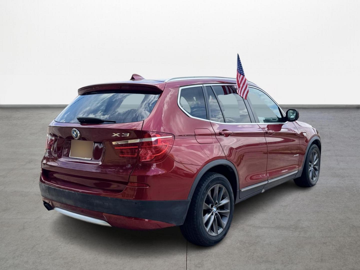 2013 BMW X3 xDrive28i (5UXWX9C54D0) with an 3.0L L6 DOHC 24V engine, 8-Speed Automatic transmission, located at 16710 Clay Rd., Houston, TX, 77084, (281) 859-7900, 29.834864, -95.656166 - Photo#4