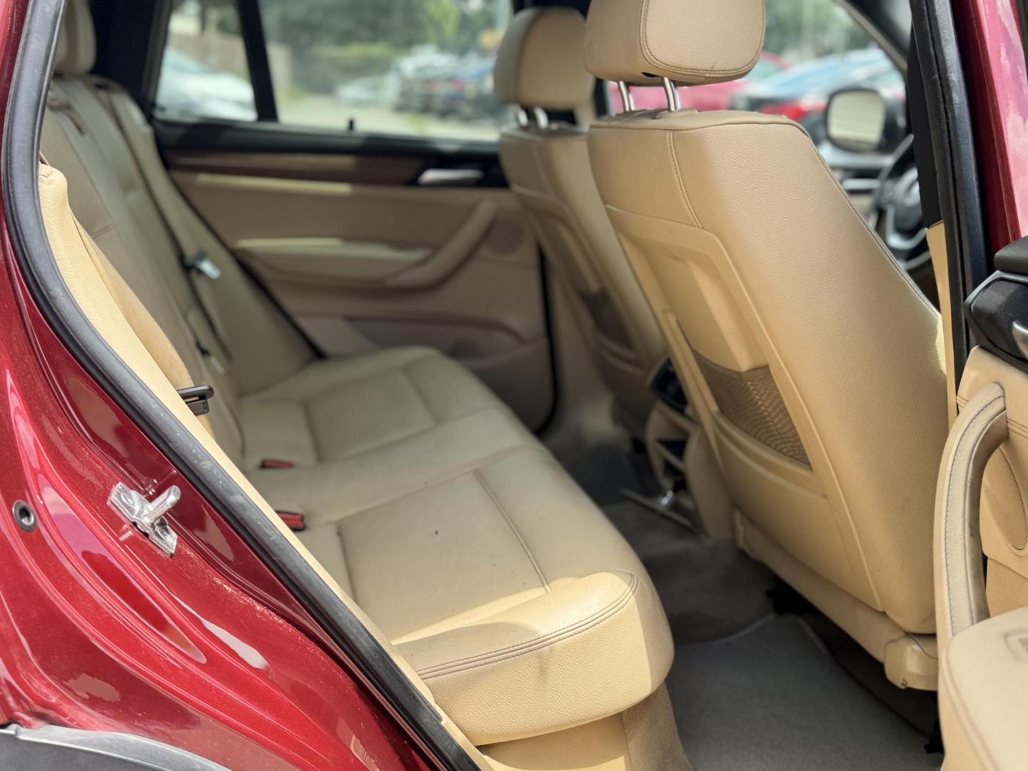 2013 BMW X3 xDrive28i (5UXWX9C54D0) with an 3.0L L6 DOHC 24V engine, 8-Speed Automatic transmission, located at 16710 Clay Rd., Houston, TX, 77084, (281) 859-7900, 29.834864, -95.656166 - Photo#10